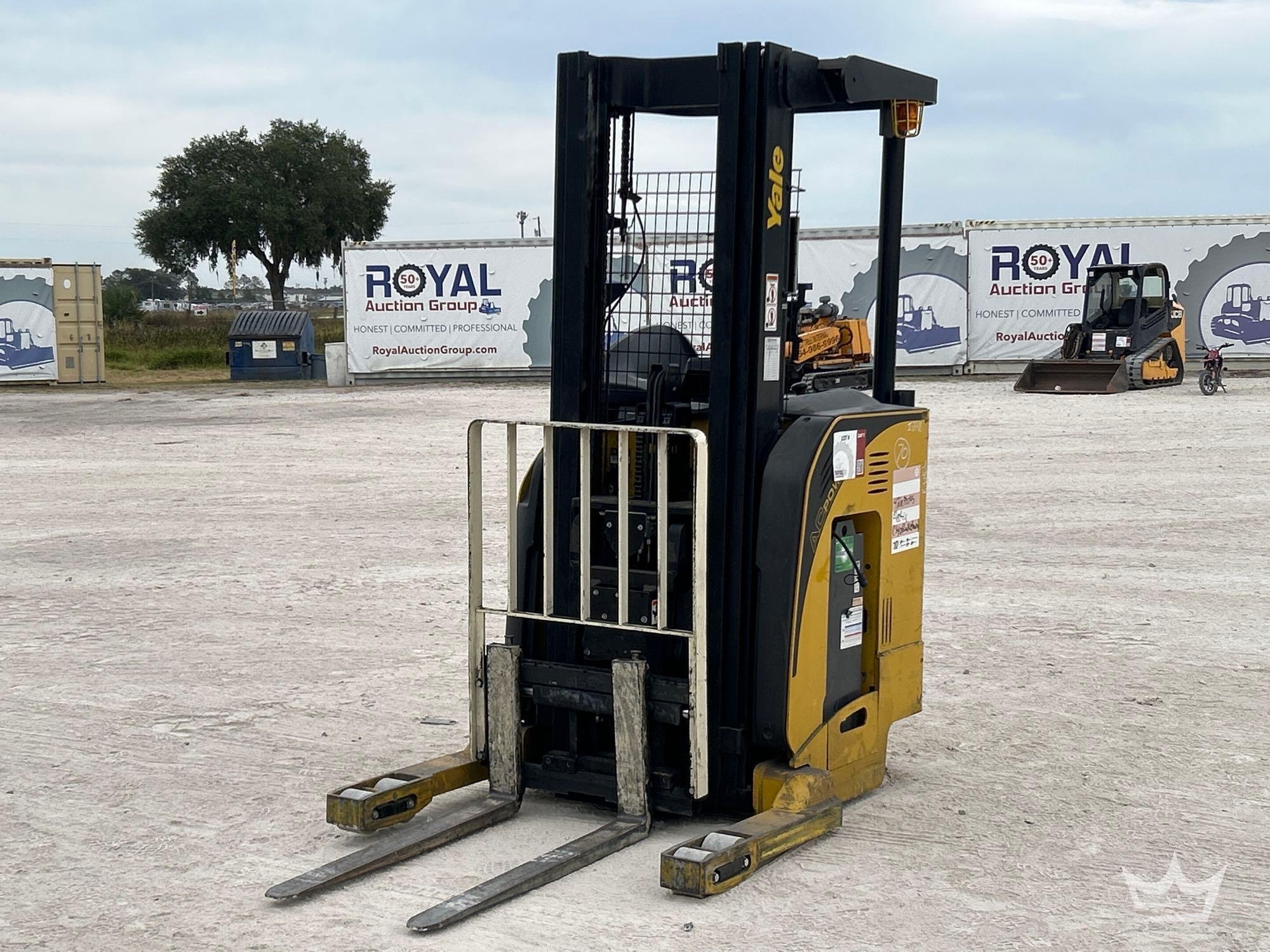 Yale NR040DA 4,000LB Stand-On Forklift (A55851)