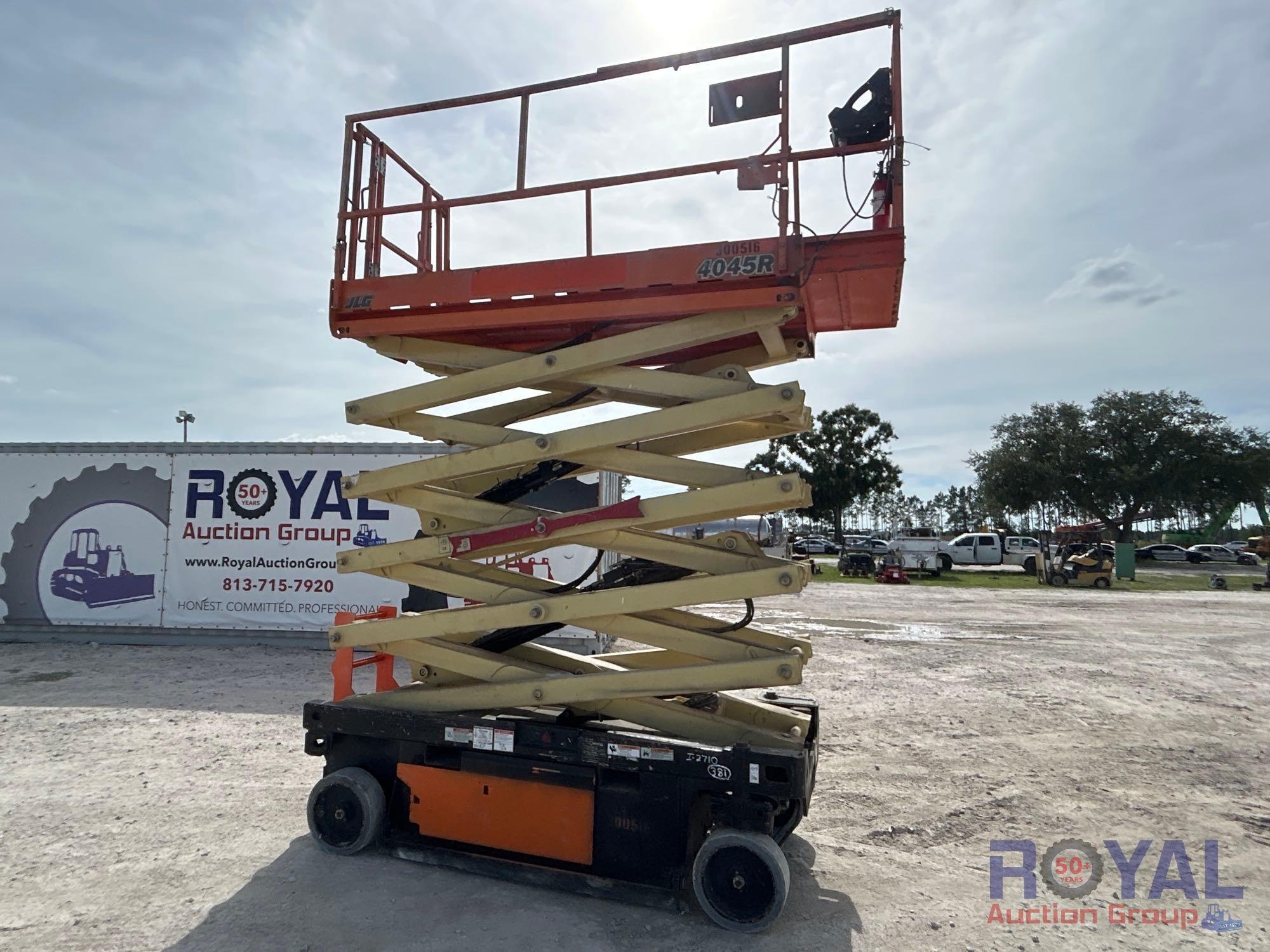 2018 JLG 4045R 40FT. Electric Scissor Lift (A51691)