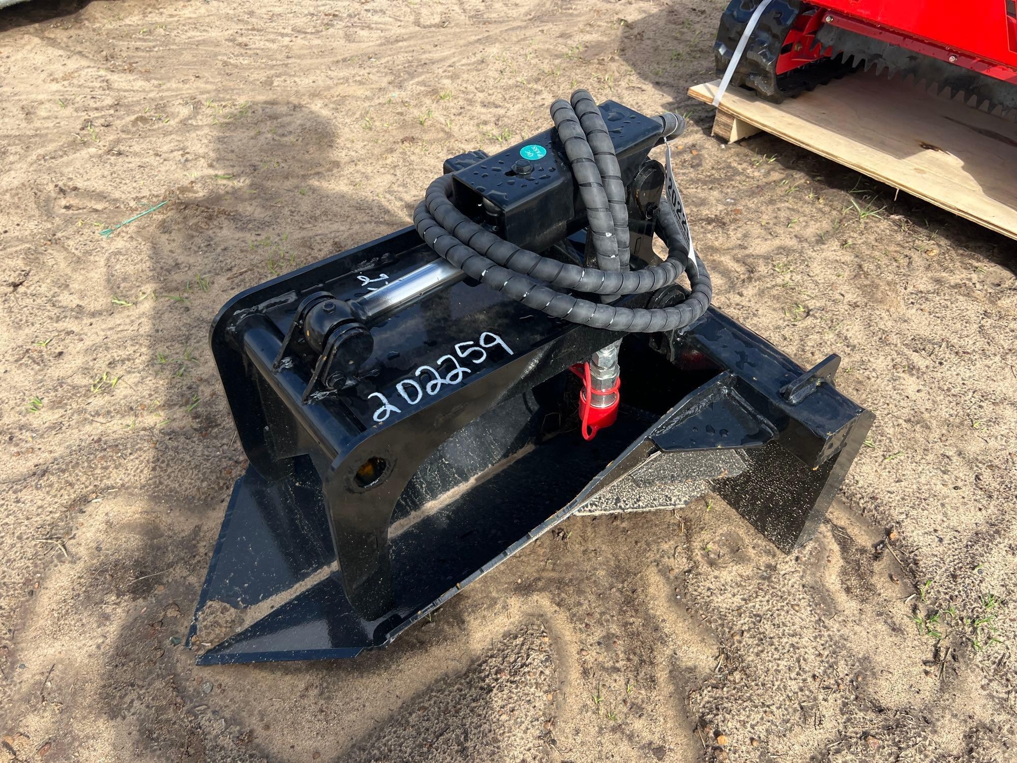 UNUSED FUTURE MSG24 - 15" MINI HYD STUMP GRAB BKT (A54757)