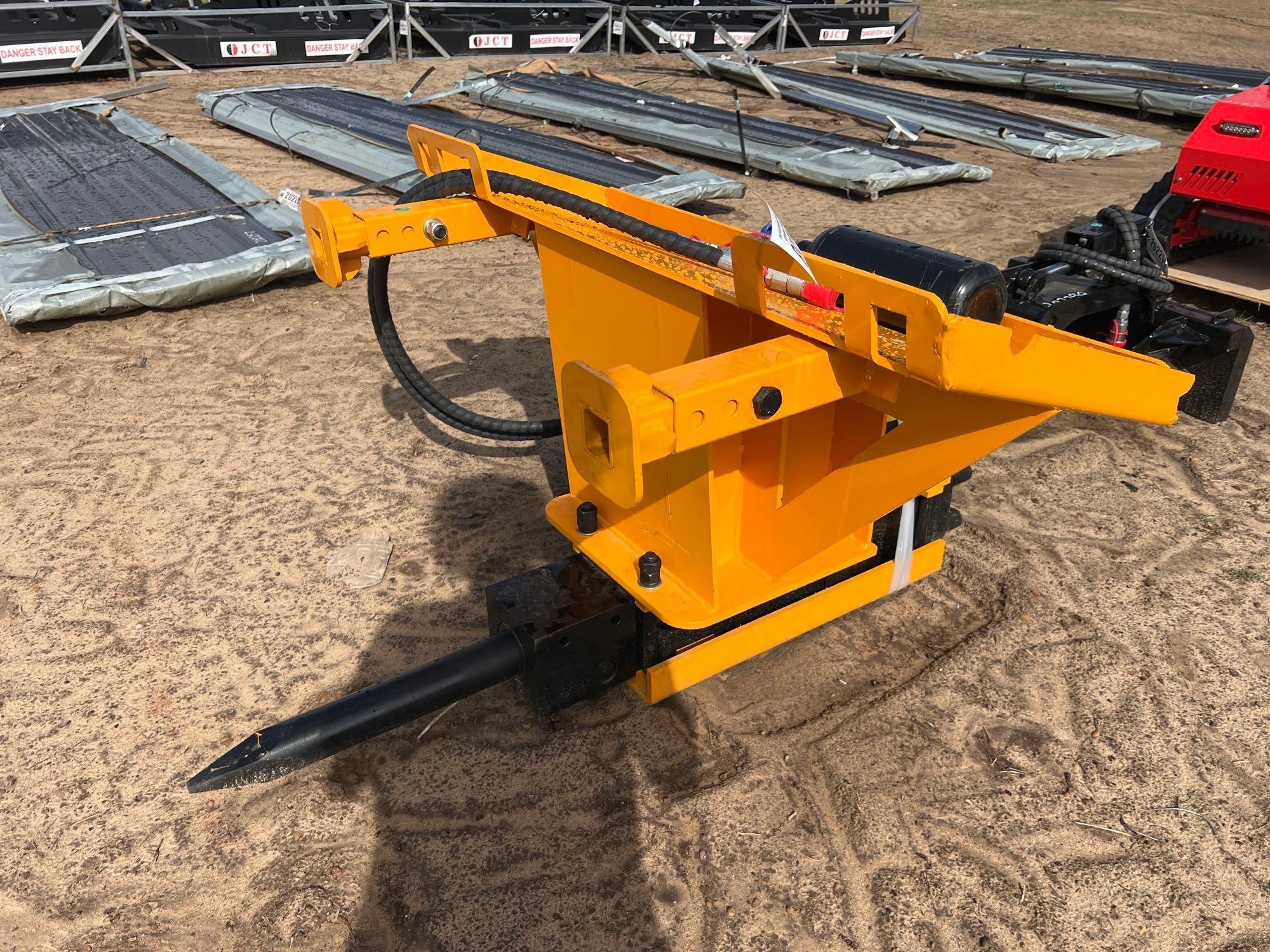 UNUSED FUTURE AP680 HYD BREAKER HAMMER (A54757)