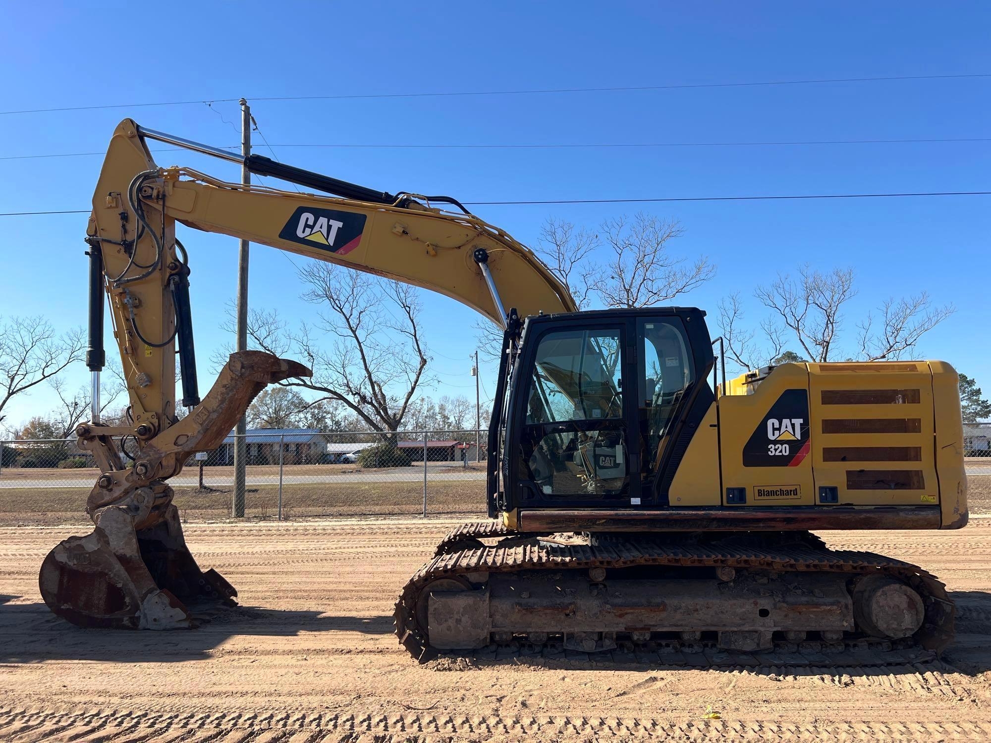 2018 CATERPILLAR 320 EXCAVATOR (A60429)