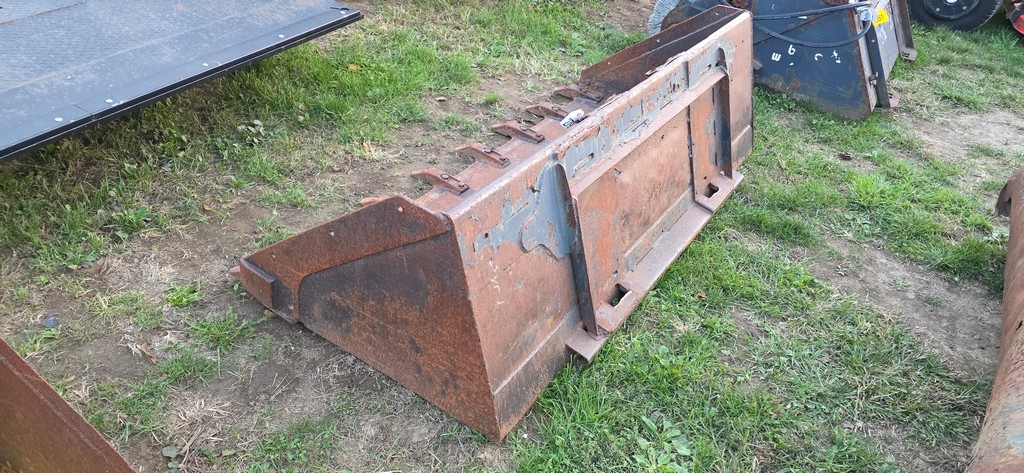 Bobcat 80" Skidloader Bucket (A50775)