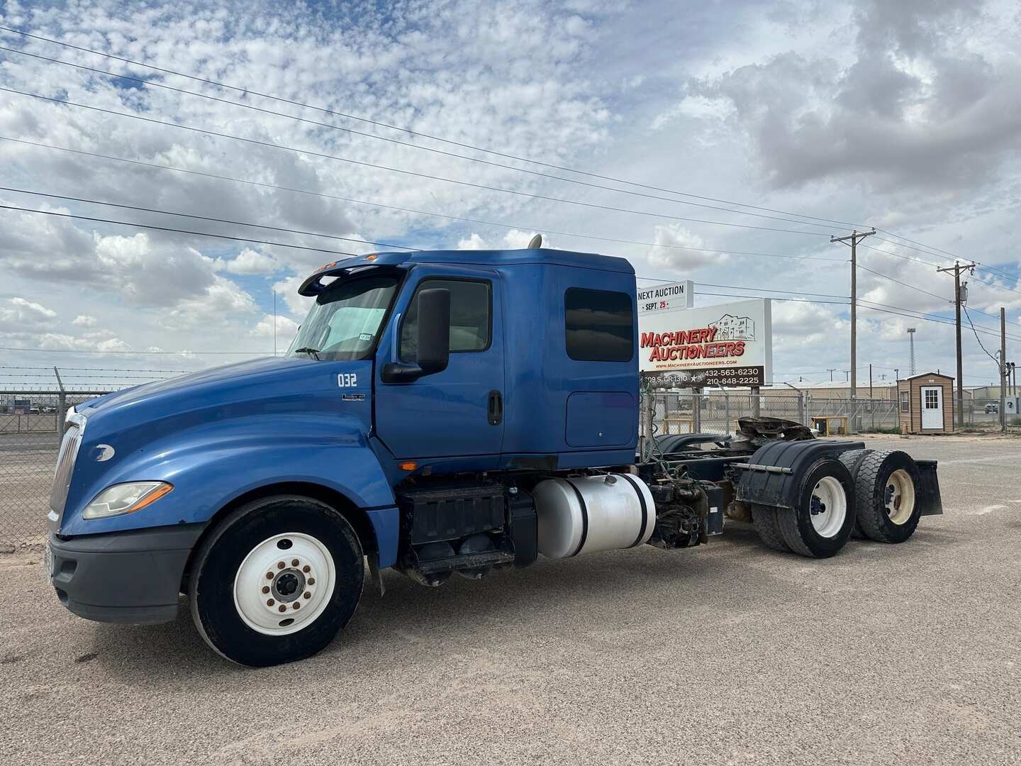 2018 INTERNATIONAL LT625 (A53843)
