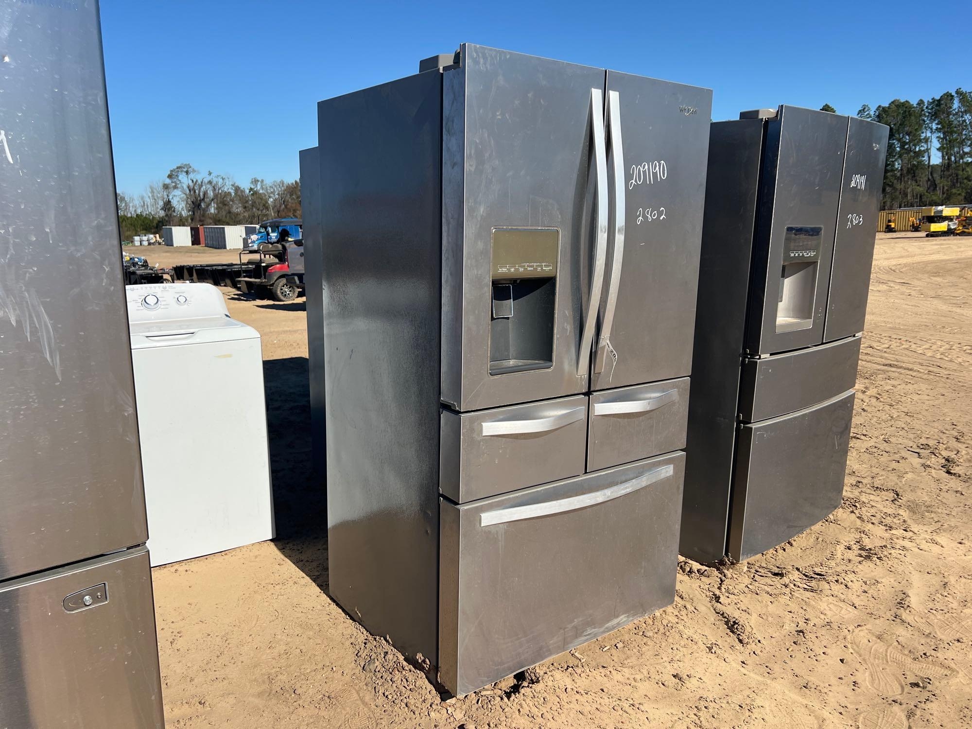 WHIRLPOOL REFRIGERATOR/FREEZER W/ICEMAKER (A60432)