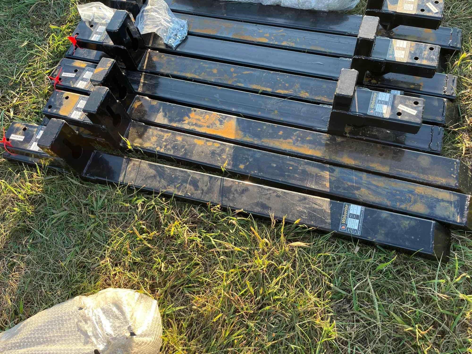 2025 New/Unused Wolverine Clip on Pallet Forks (A51573)