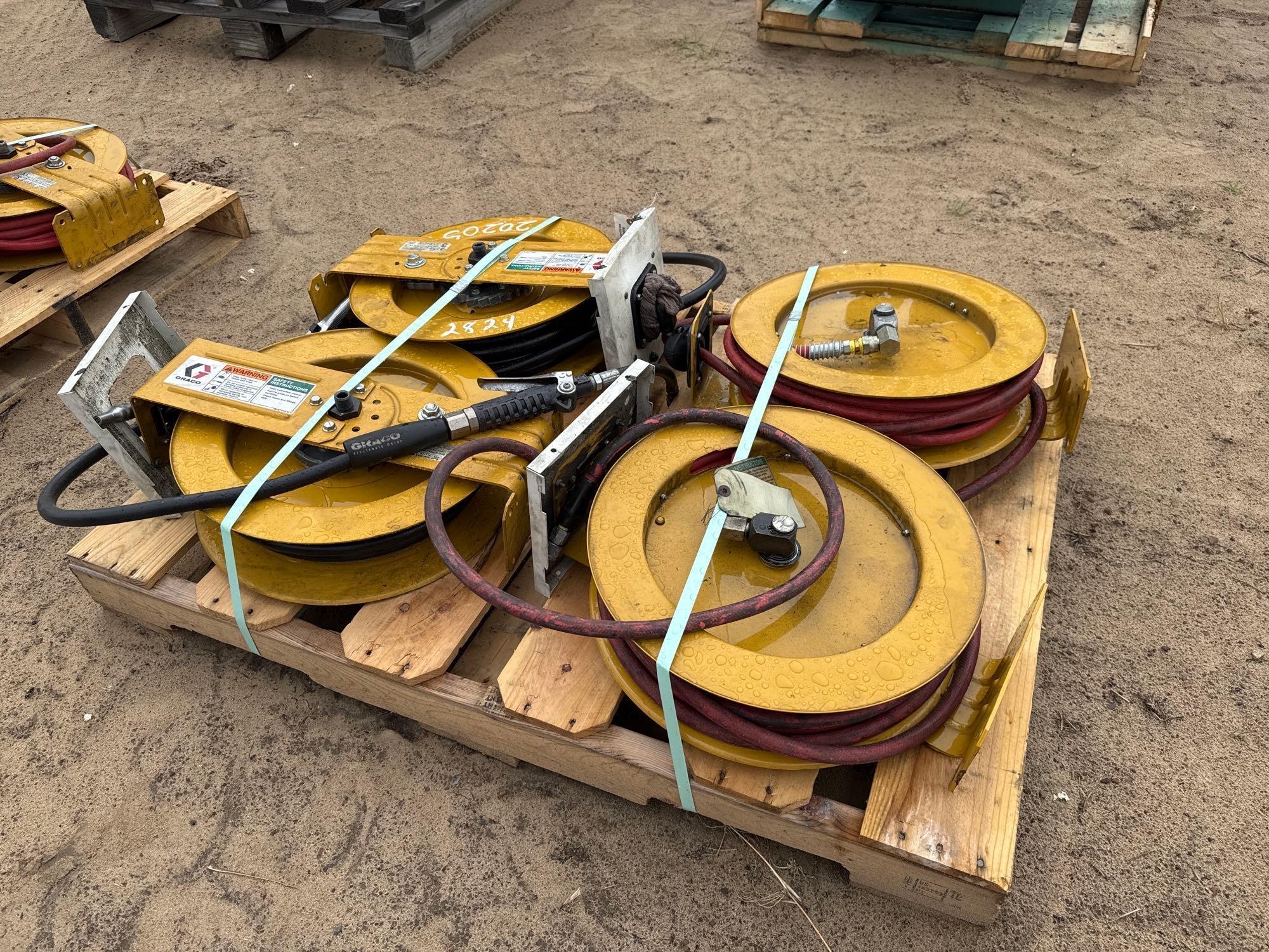 PALLET OF (2) GRACO AIR COMPRESSOR (A54756)