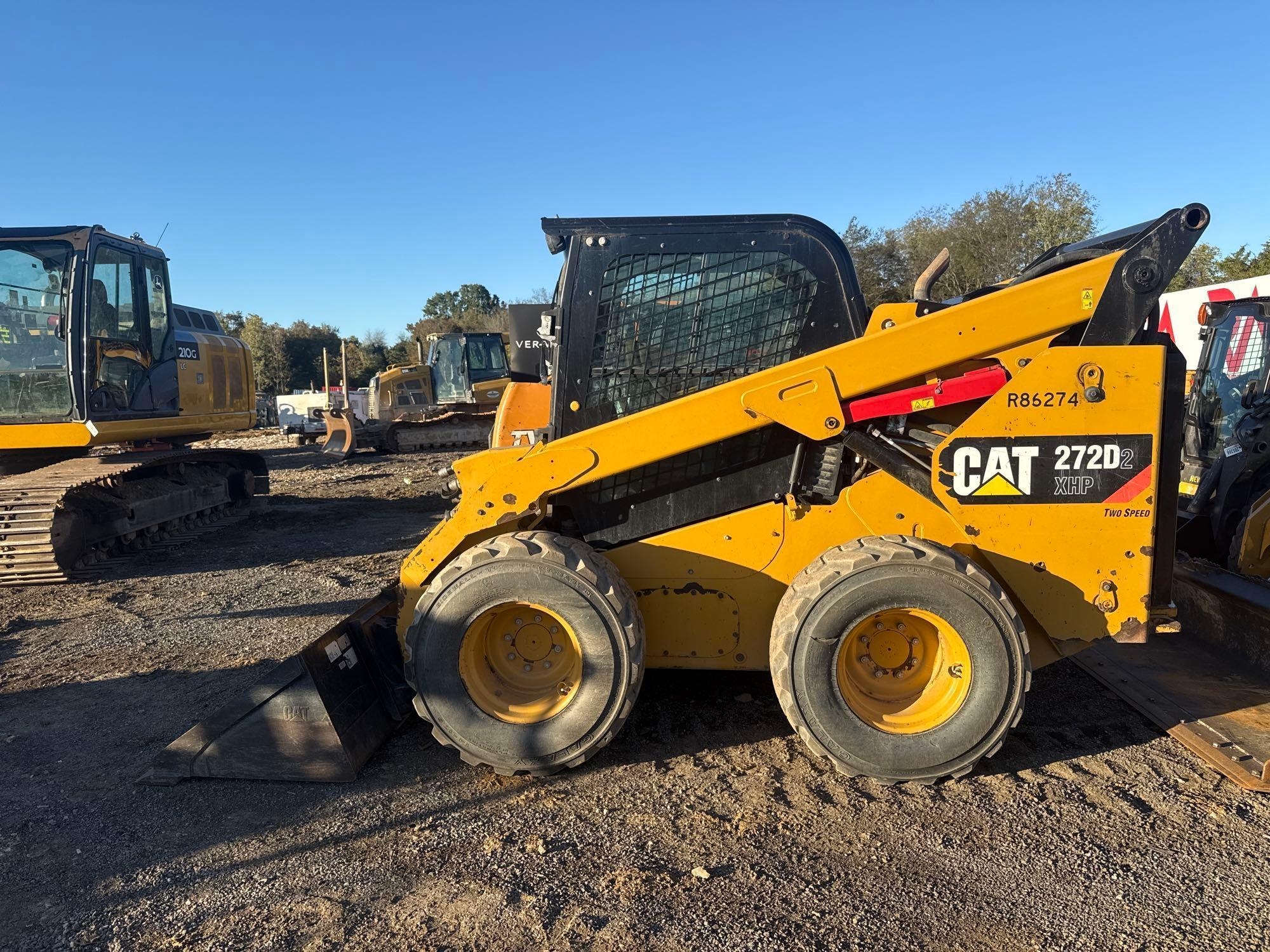CATERPILLAR 272D2 XHP SKID STEER (A52706)