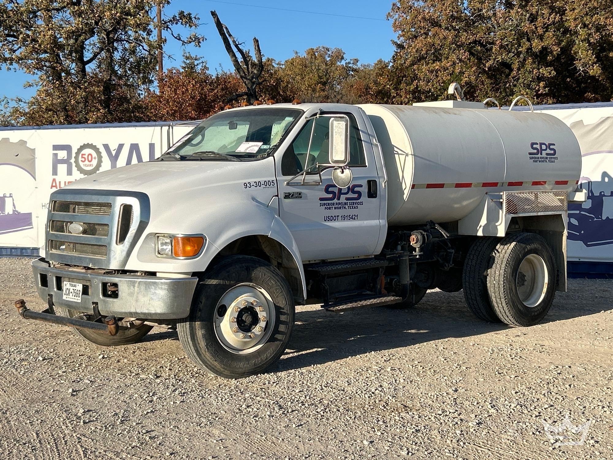 2007 Ford F-750 2,000 Gallon Water Truck (A55973)