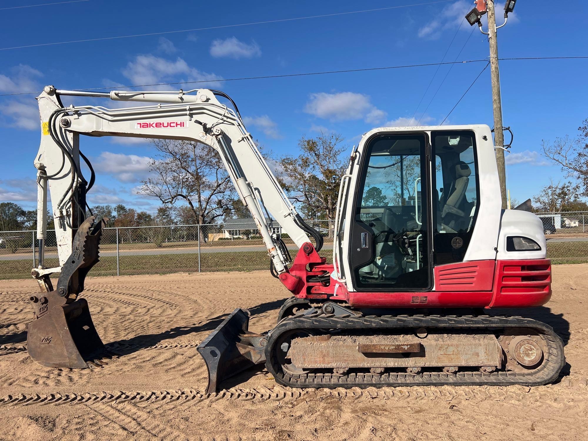 2014 TAKEUCHI TB290 EXCAVATOR (A52707)