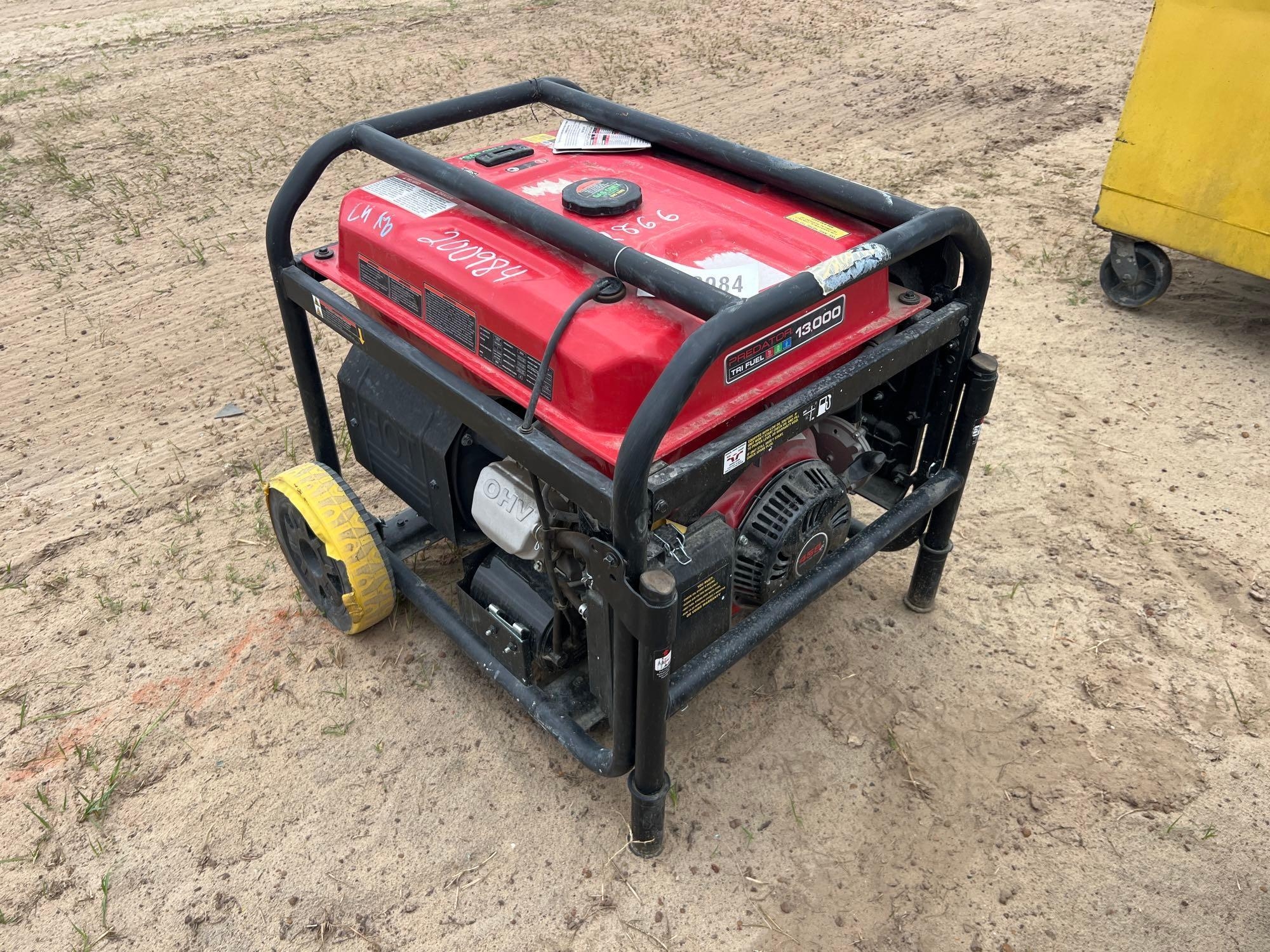 PREDATOR TRI-FUEL 13000 GAS PORTABLE GENERATOR (A54757)