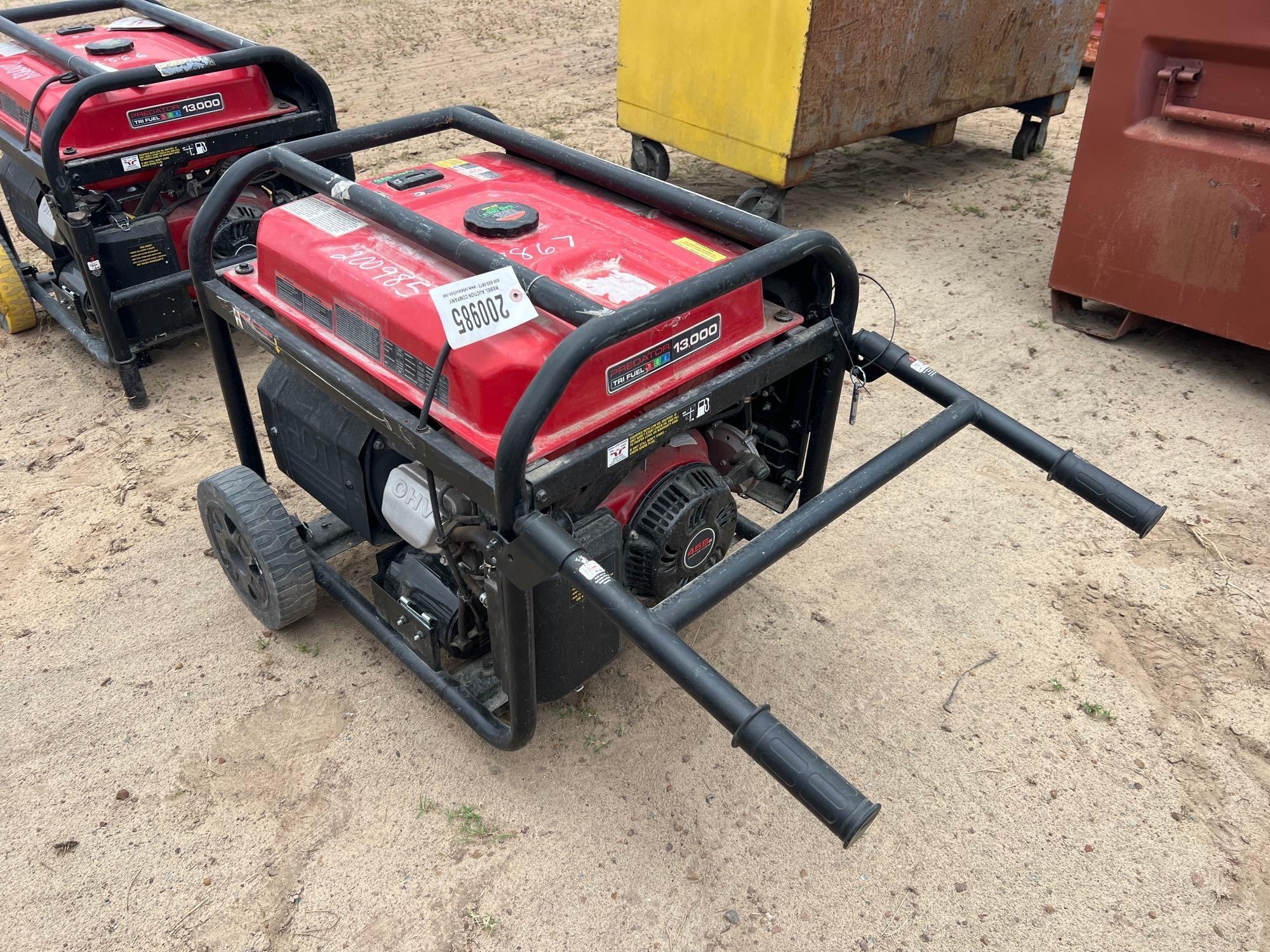 PREDATOR TRI-FUEL 13000 GAS PORTABLE GENERATOR (A54757)