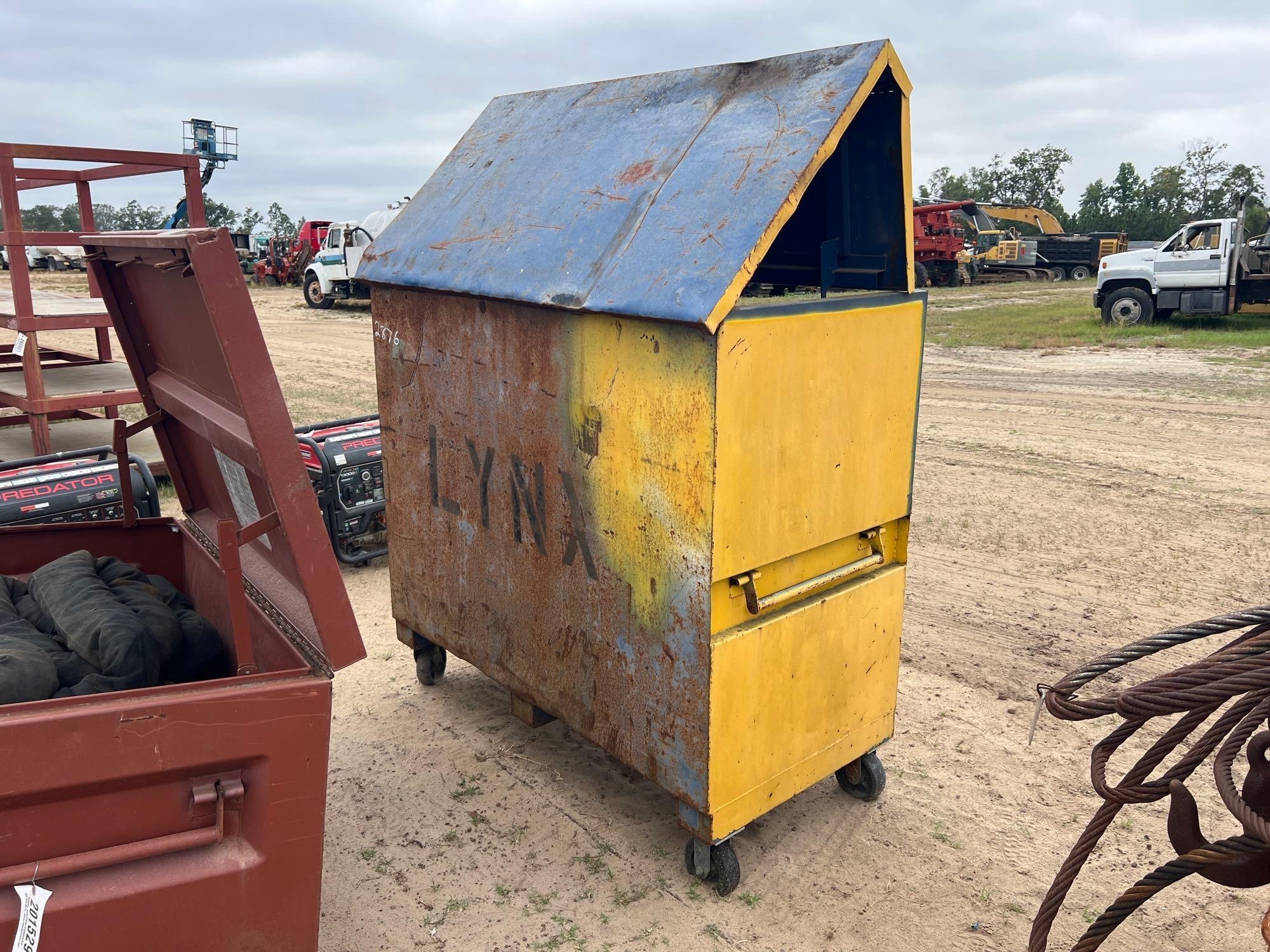 RIGGING BOX W/ MISC SHACKLES, LIFTING CHAINS (A54757)