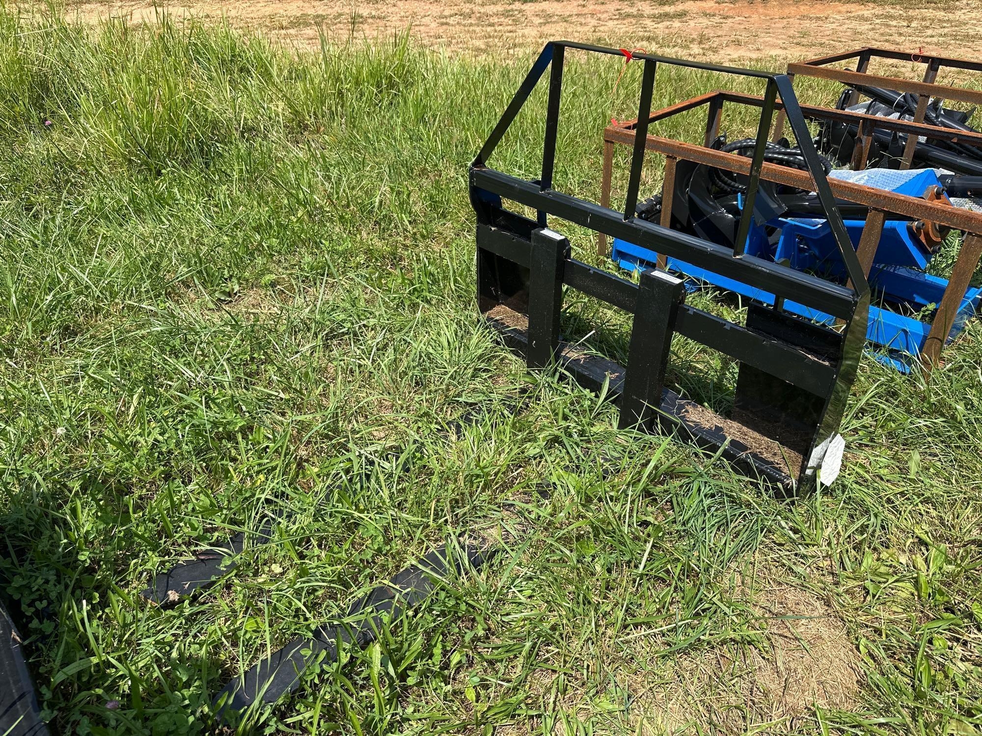 New/Unused Quick Attach Pallet Forks (A51573)