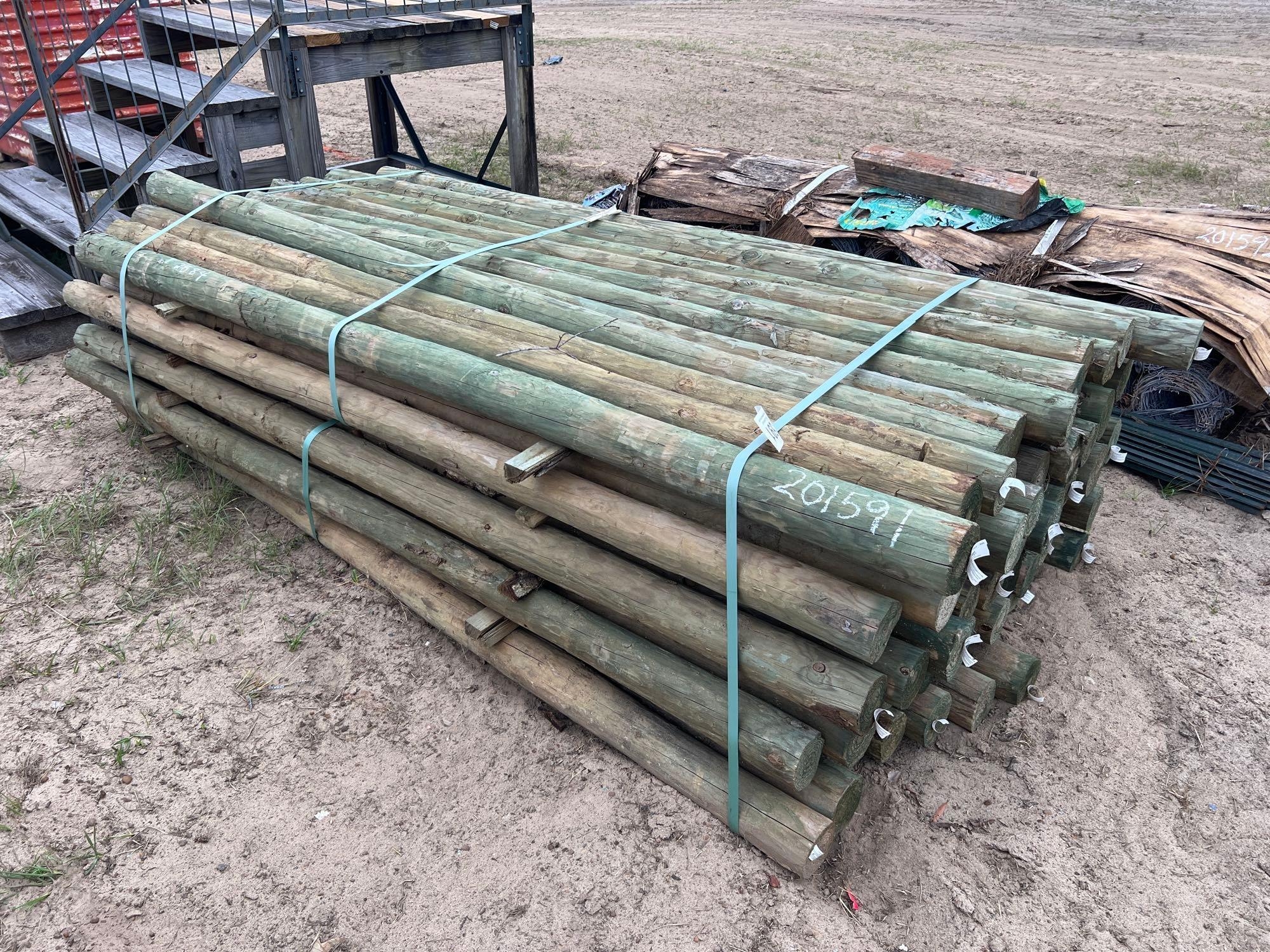8' SMALL FENCE POSTS (APPROX. 40-50 PC) (A54757)