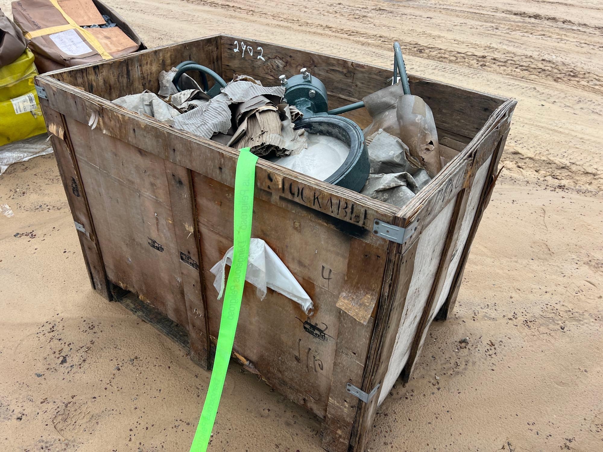 BOX OF INDUSTRIAL SHUT-OFF VALVES (A58376)