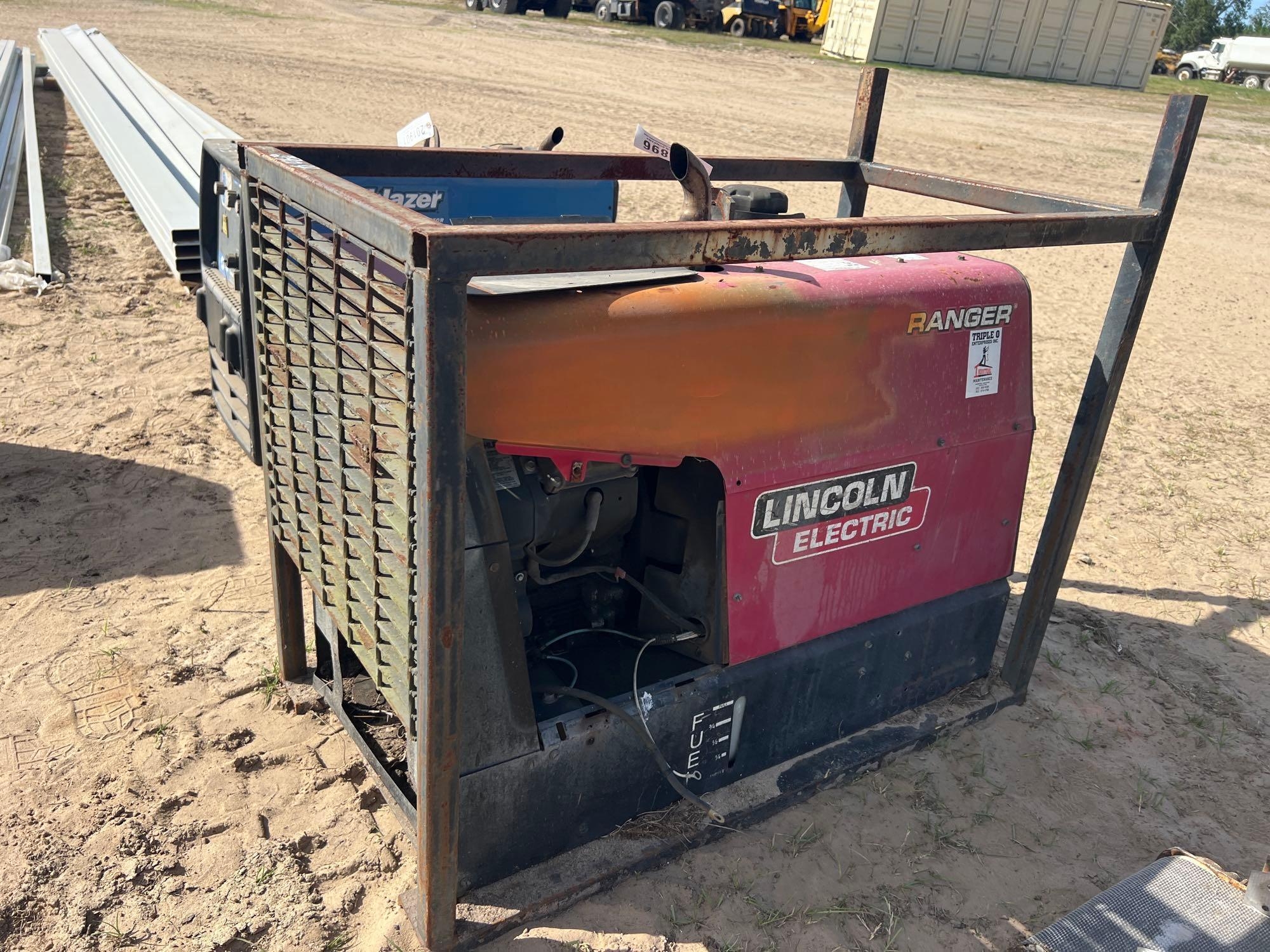 LINCOLN ELECTRIC RANGER 225 GAS WELDER/GENERATOR (A54756)