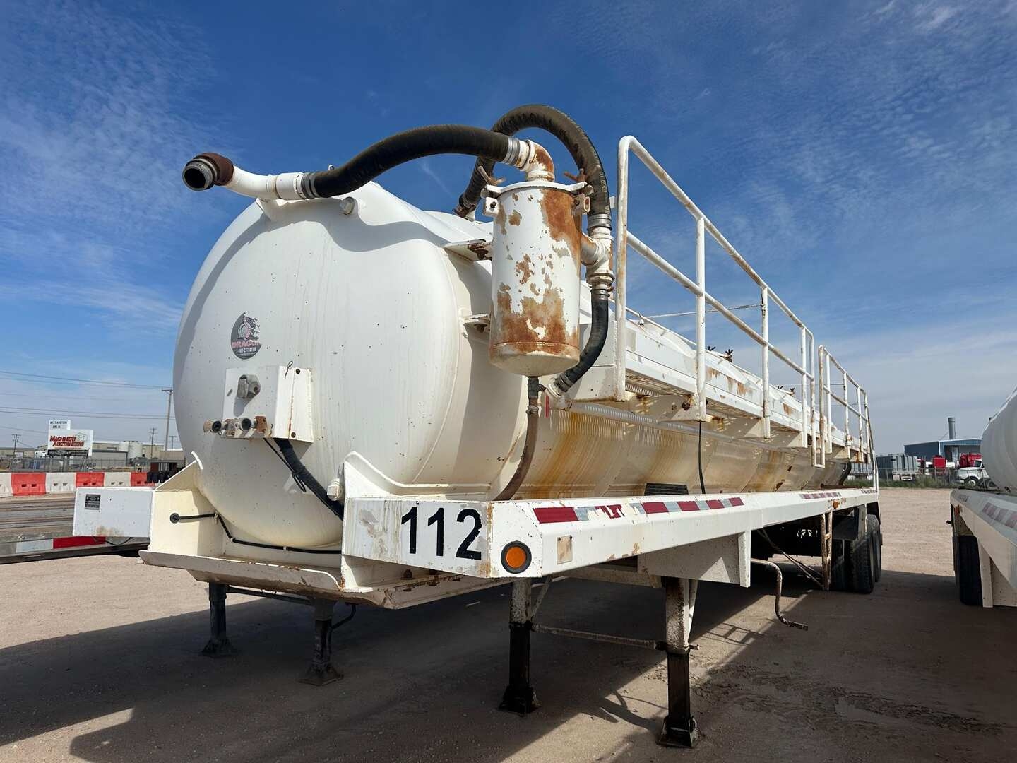2012 DRAGON PRODUCTS 130BBL VACUUM TRAILER (A53843)
