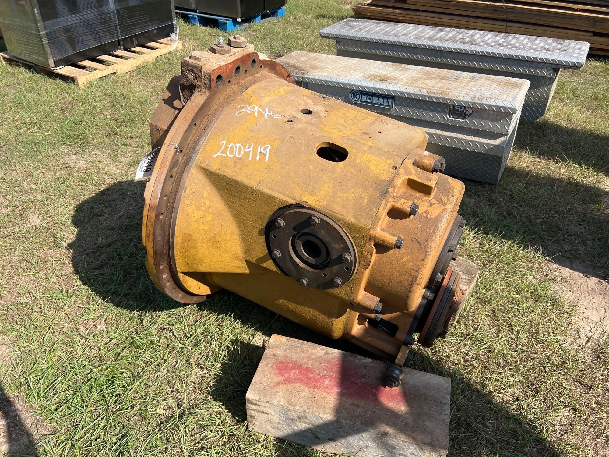TRANSMISSION OFF CATERPILLAR D7R CRAULER DOZER (A51248)