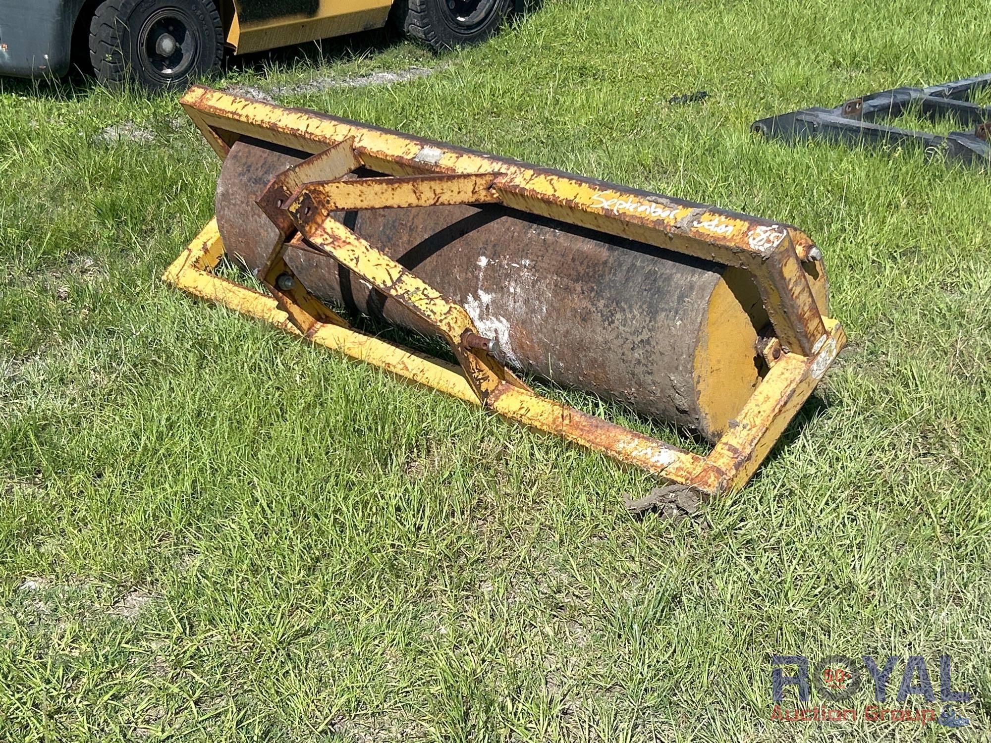 Pull-Behind Smooth Drum Ballast Roller (A51691)