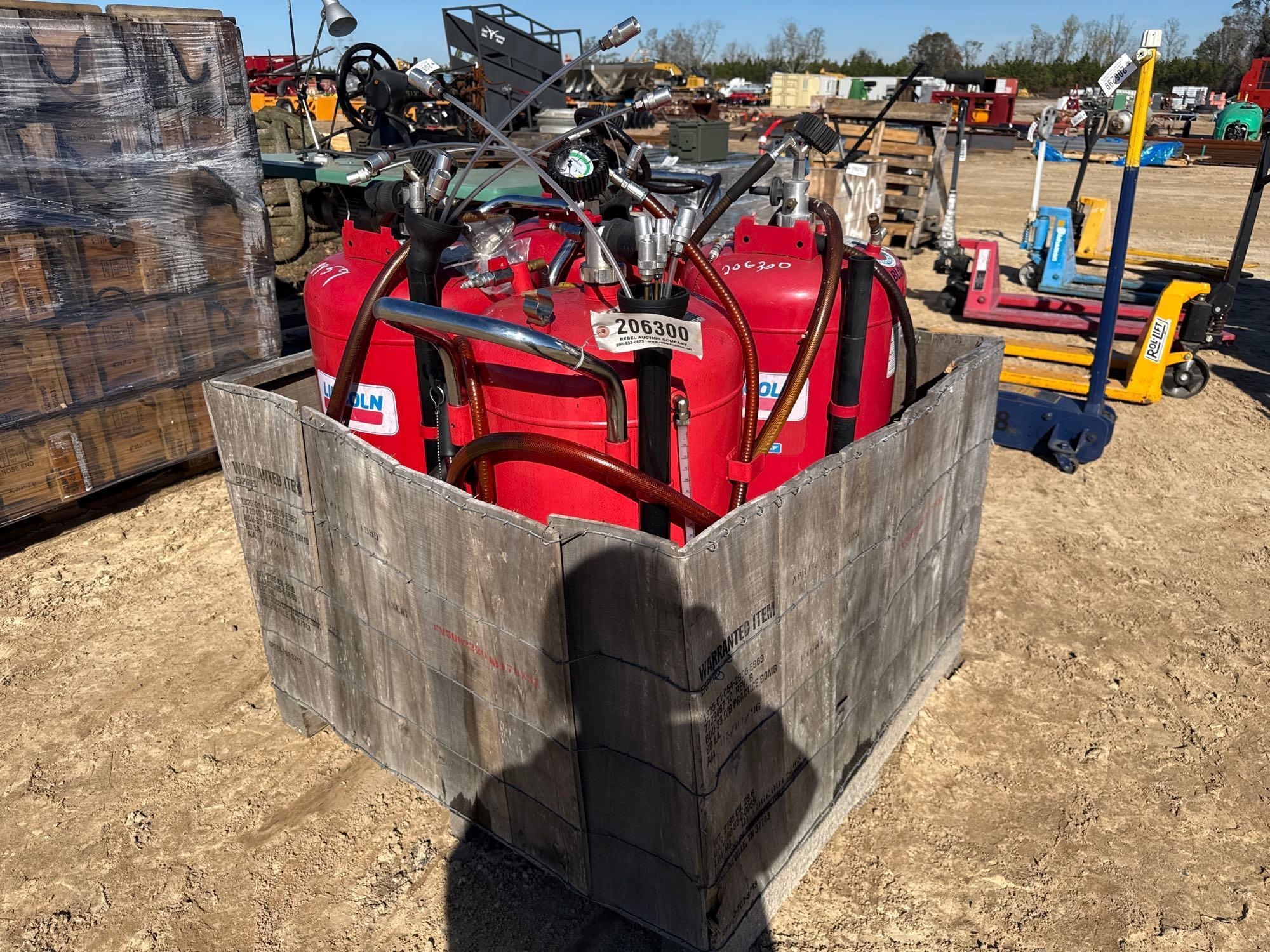 (4) LINCOLN 23 GALLON CANTILEVER WASTE OIL DRAINS (A58376)