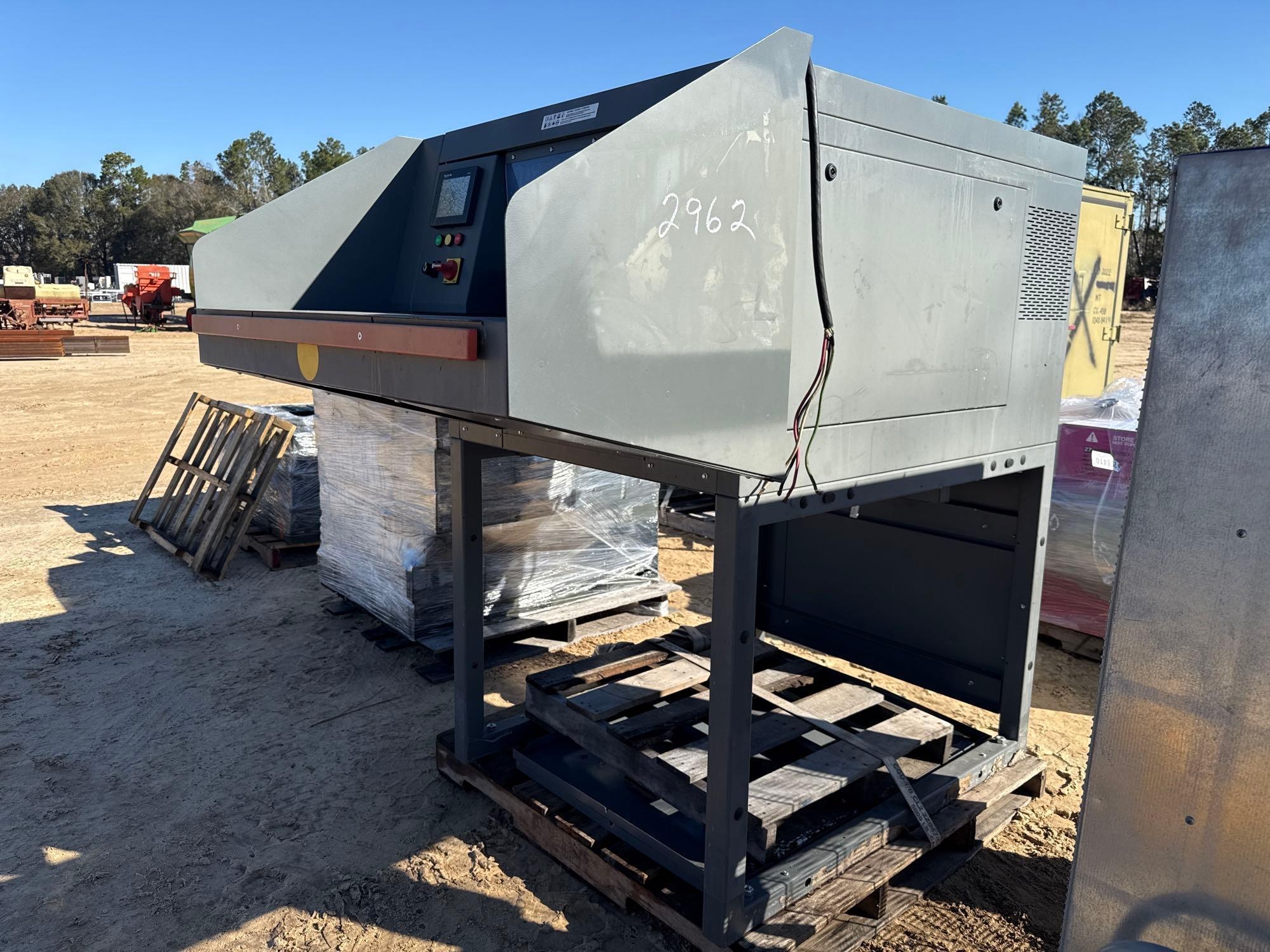 INTIMUS V16.50 ELECTRIC SMARTSHED (A58376)