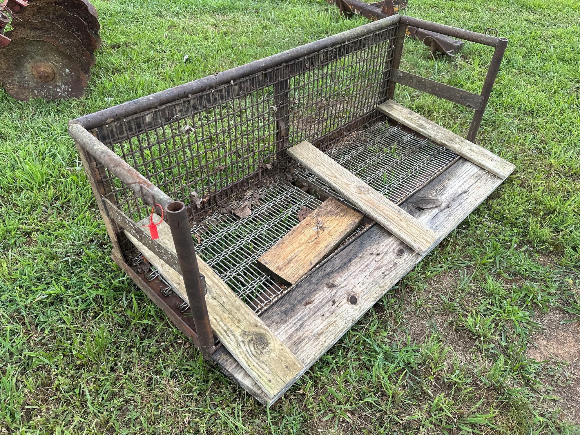 3 Point 5 1/2ft Metal Screen Cargo Carry (A51573)
