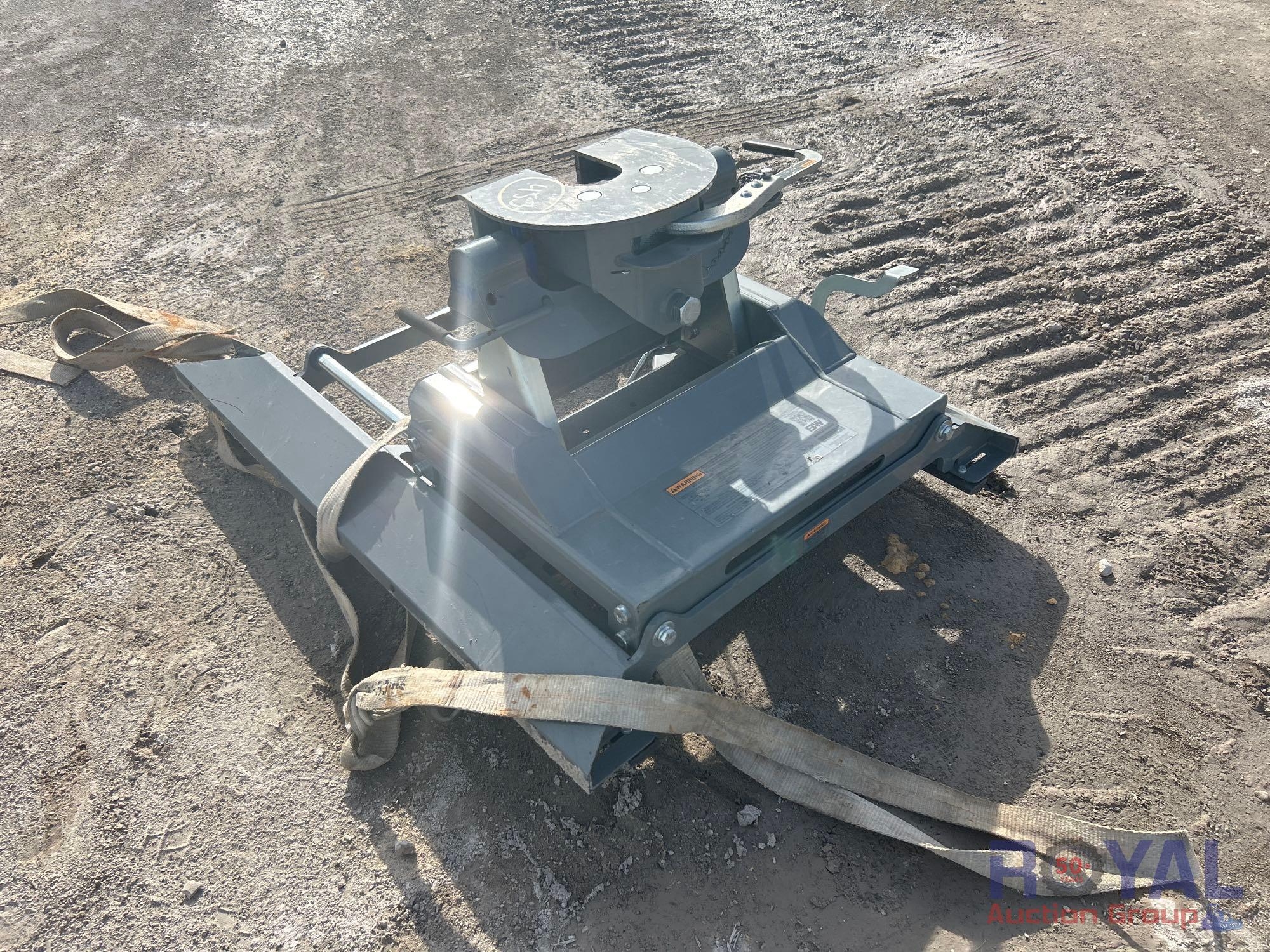 BW RVB3405 20,000lbs 5th Wheel Hitch Base (A50323)