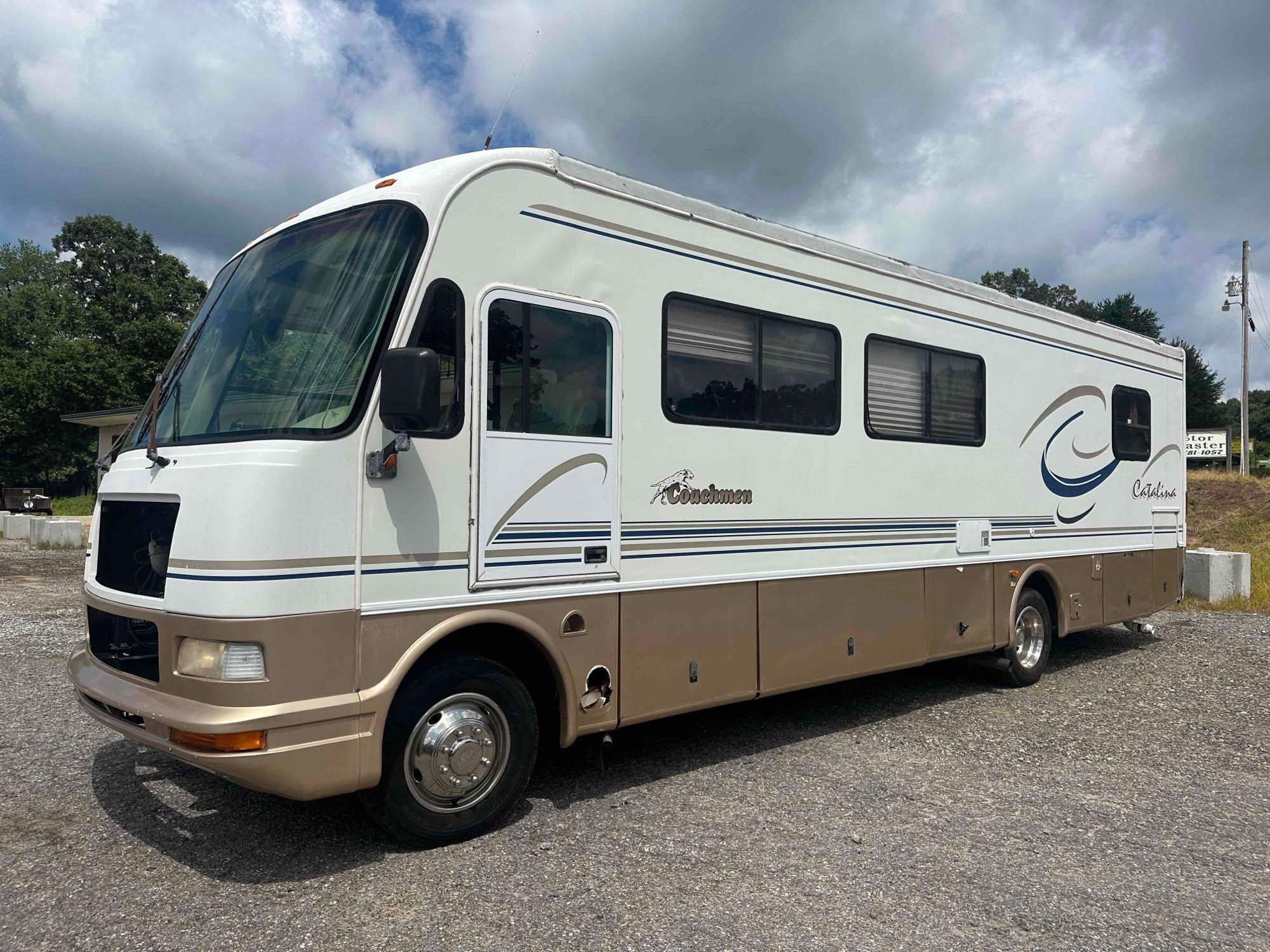 1999 Ford RV , VIN # 3FCMF53S2XJA29020 (A51572)