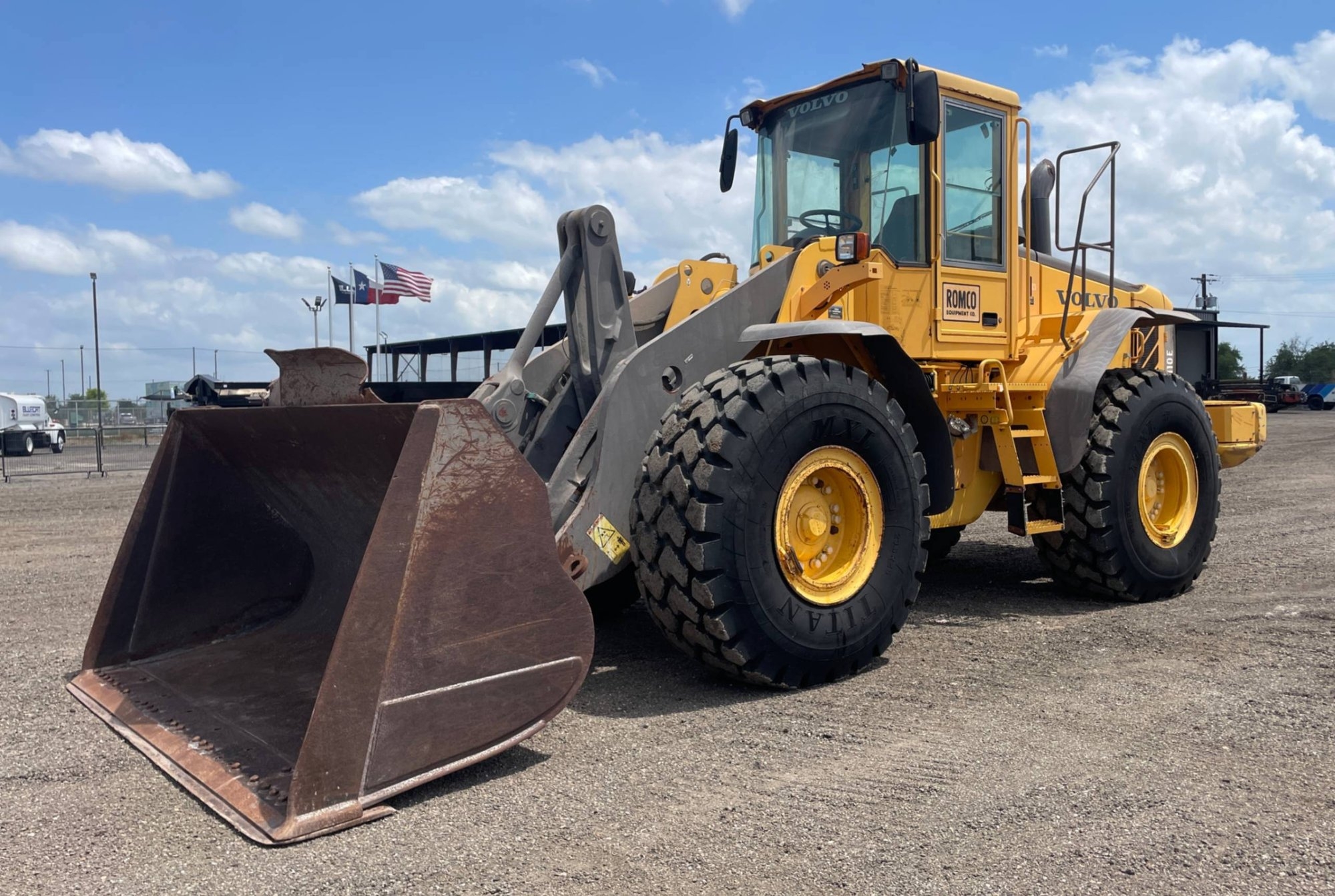 2006 VOLVO L110E (A52472)
