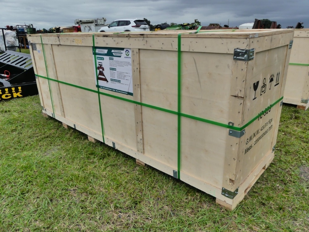 AGrotk YC-32G Horizontal Band Saw (A57149)