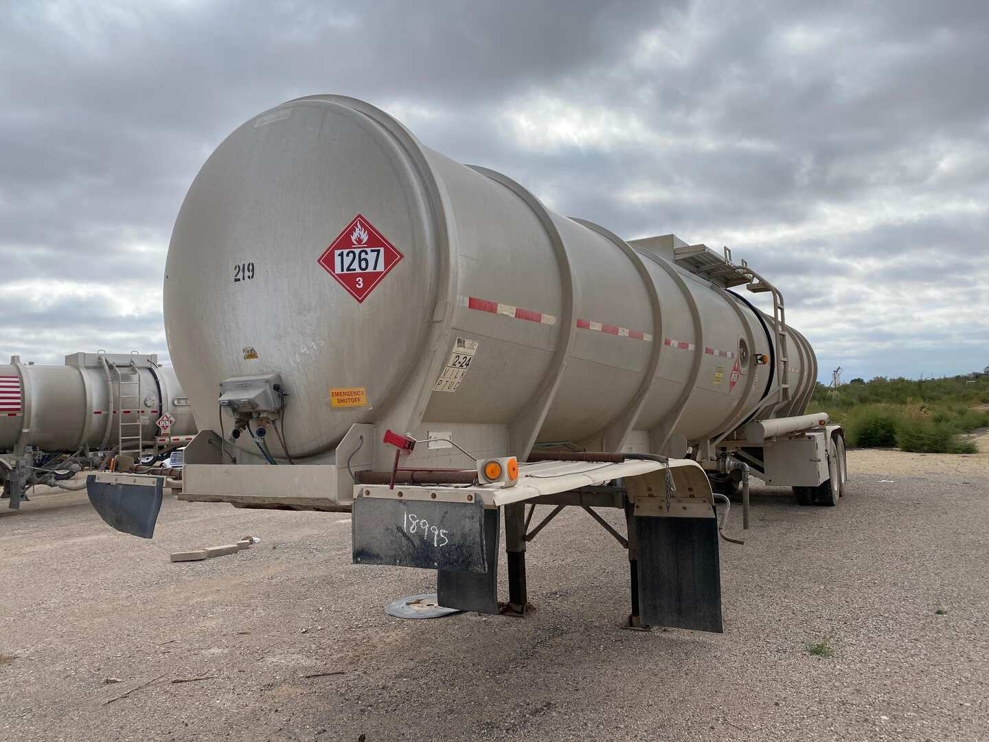 1998 POLAR TANK CRUDE TRAILER (A55745)