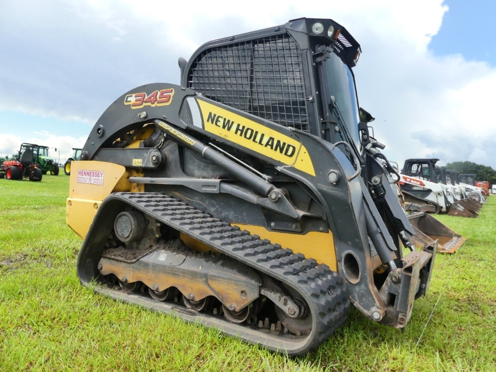 New Holland C345 (A50120)