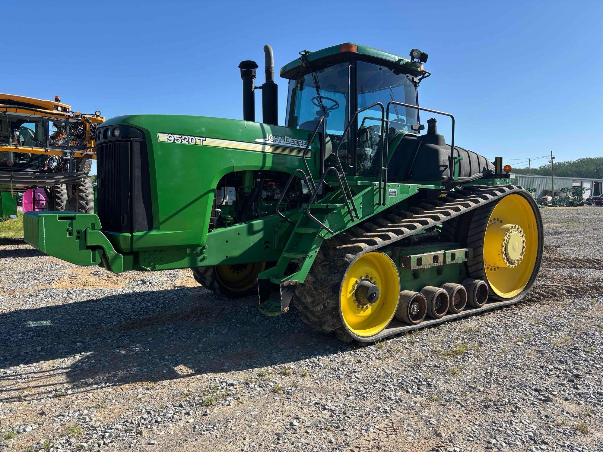 John Deere 9520T Tractor (A46878)