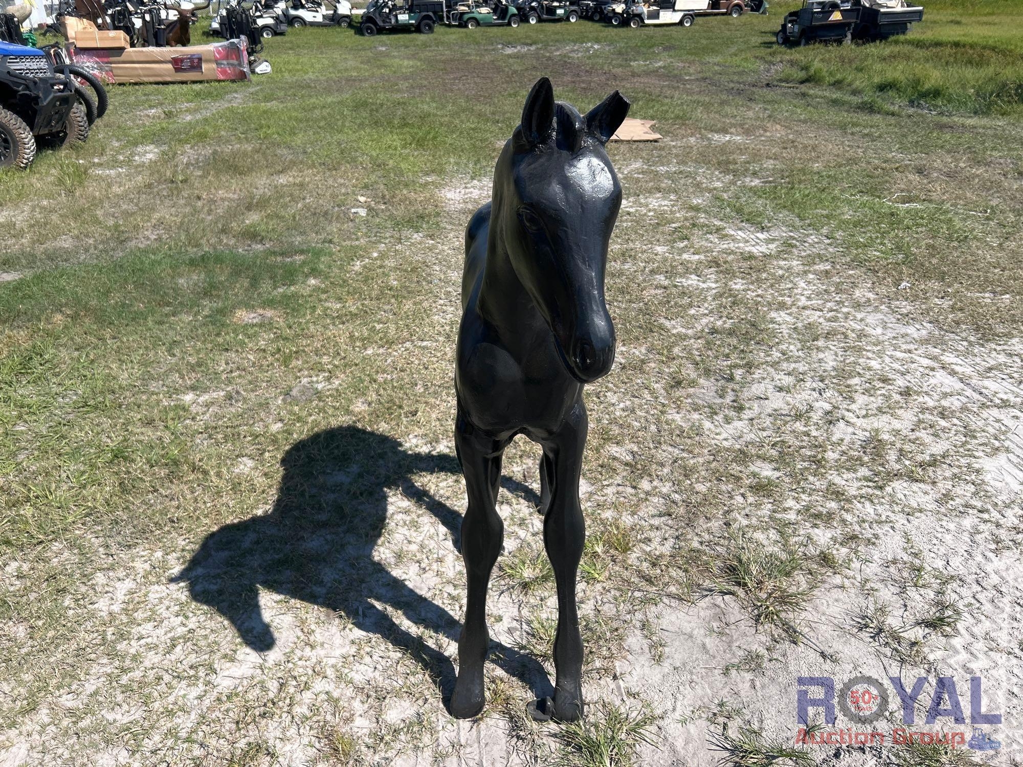 Plastic Horse Statue (A55853)