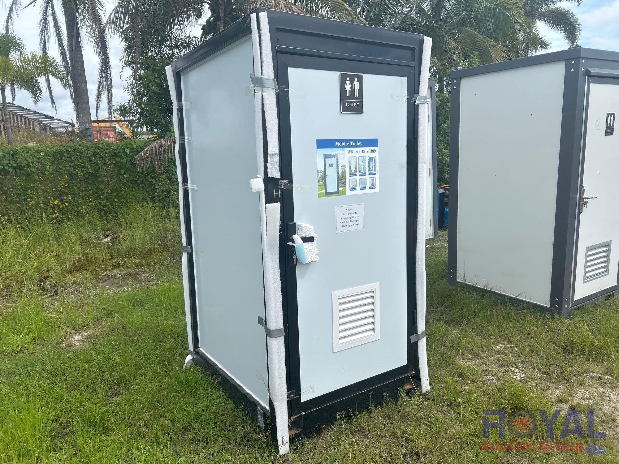 Mobile toilet (A53424)