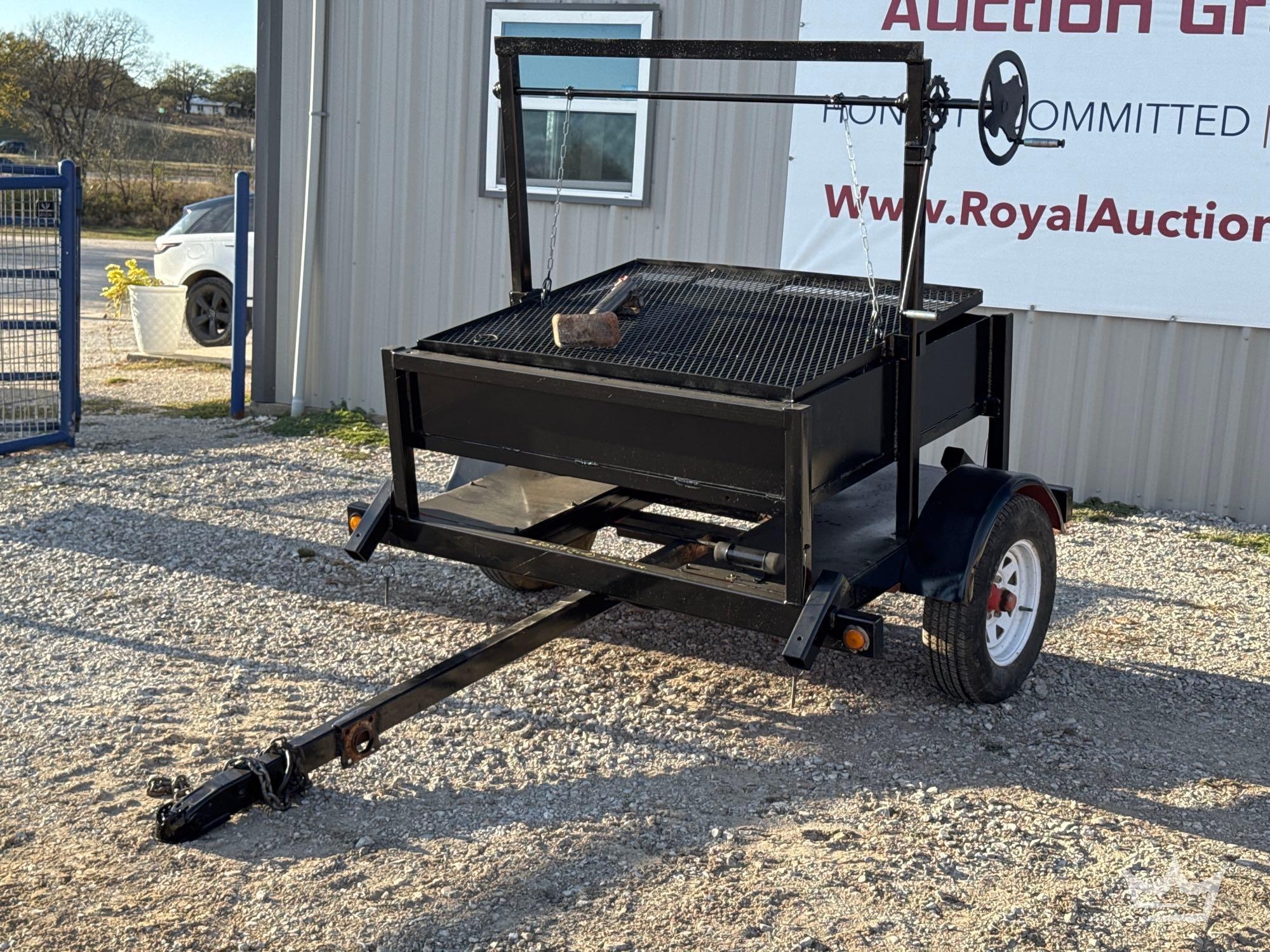 Santa Maria S/A Towable Charcoal Grill (A55974)