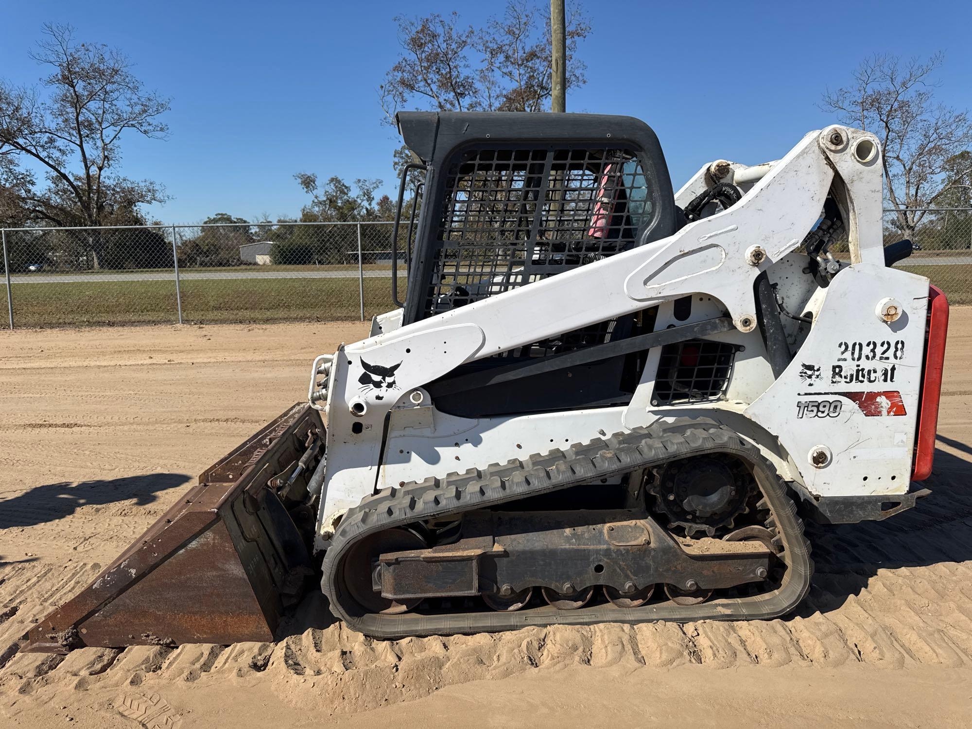 2019 BOBCAT T590 SKID STEER (A52709)