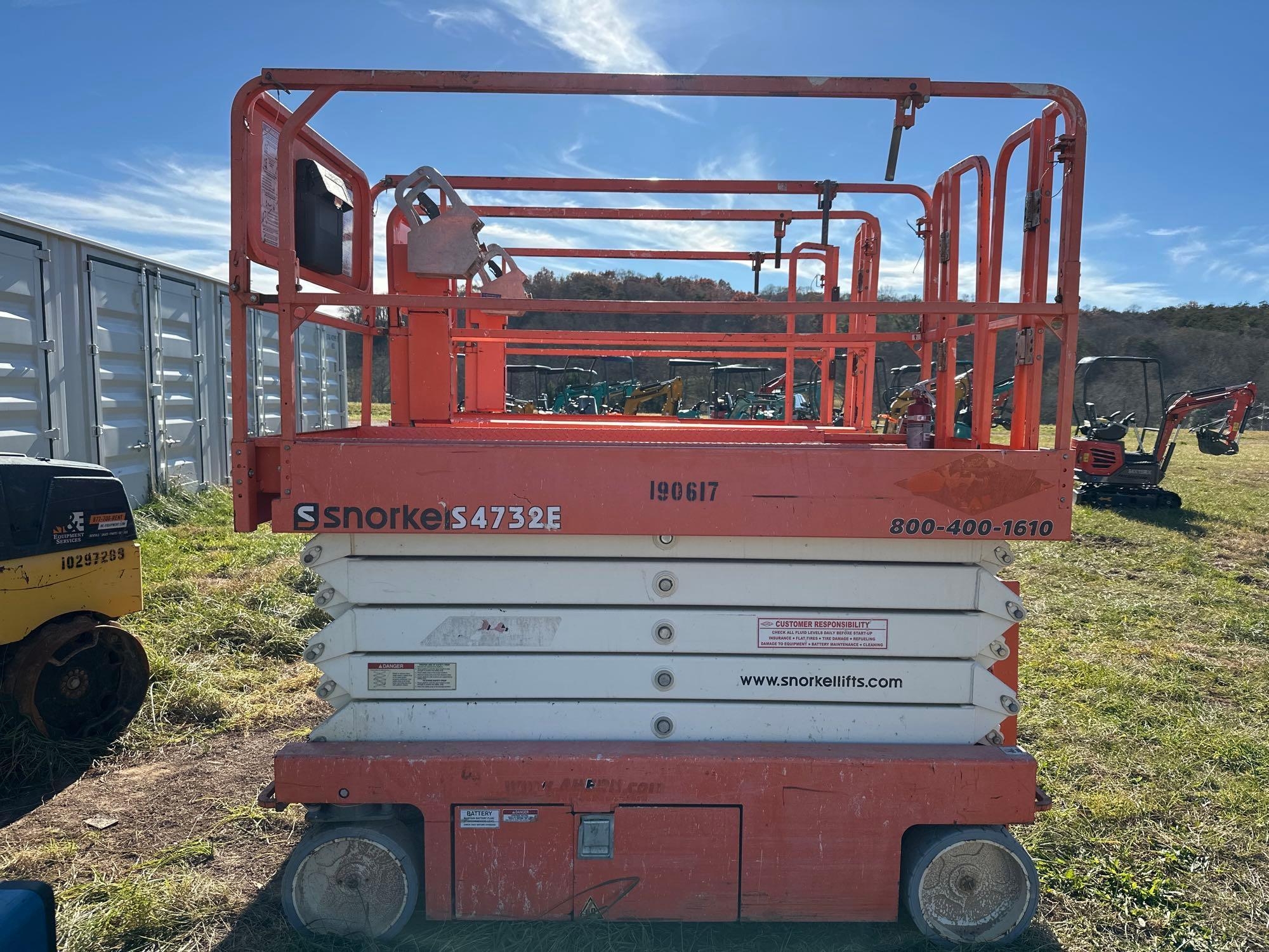2017 Snorkel S4732 Scissor Lift (A57453)