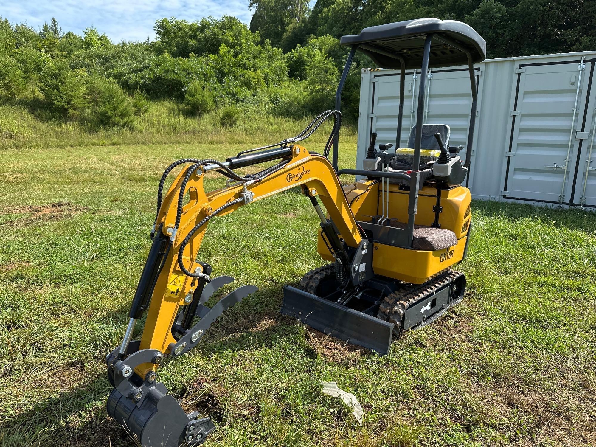 New/Unused 2025 CFG QK18R Mini Excavator (A57453)