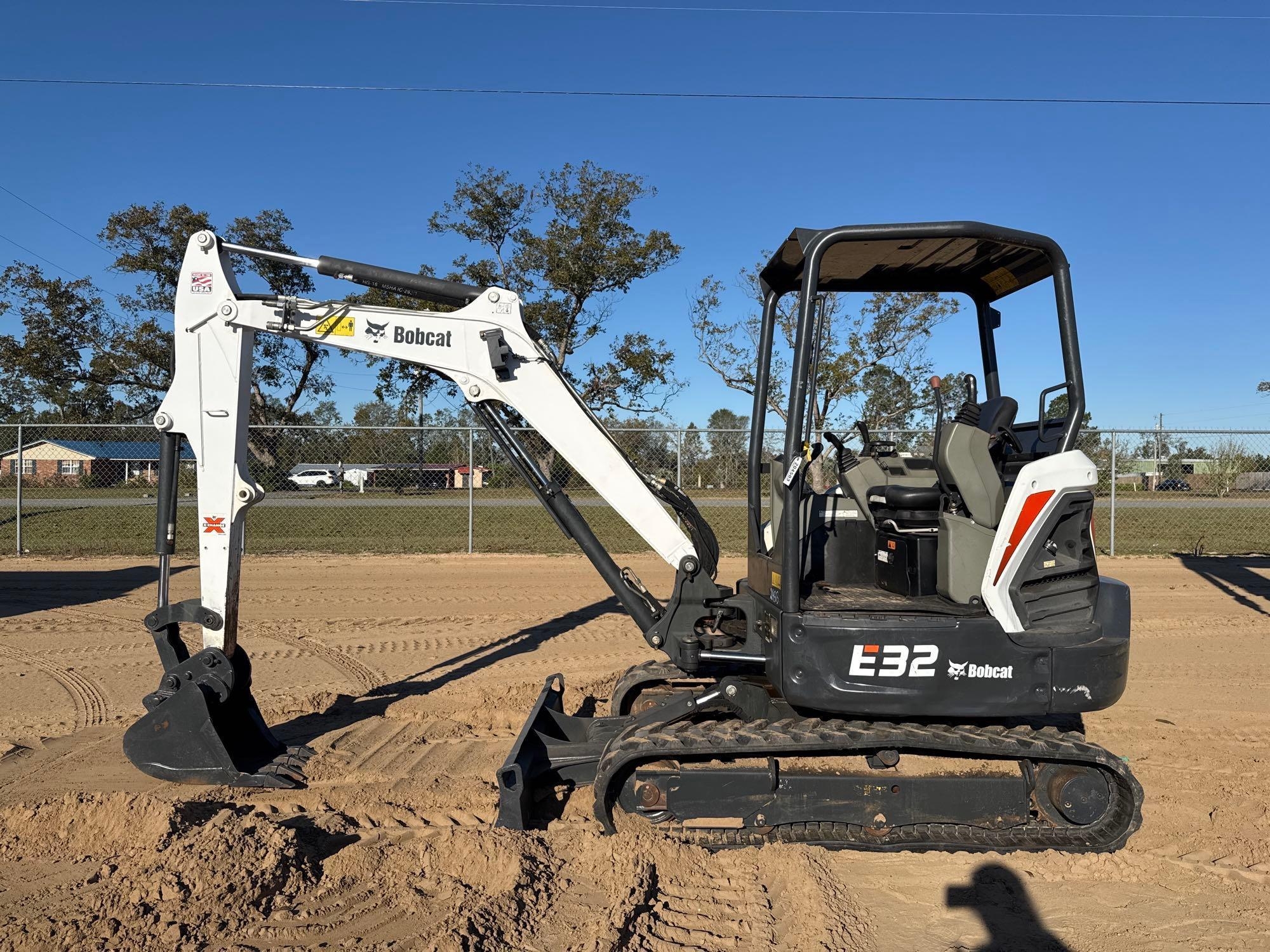 2020 BOBCAT E32 EXCAVATOR (A52707)