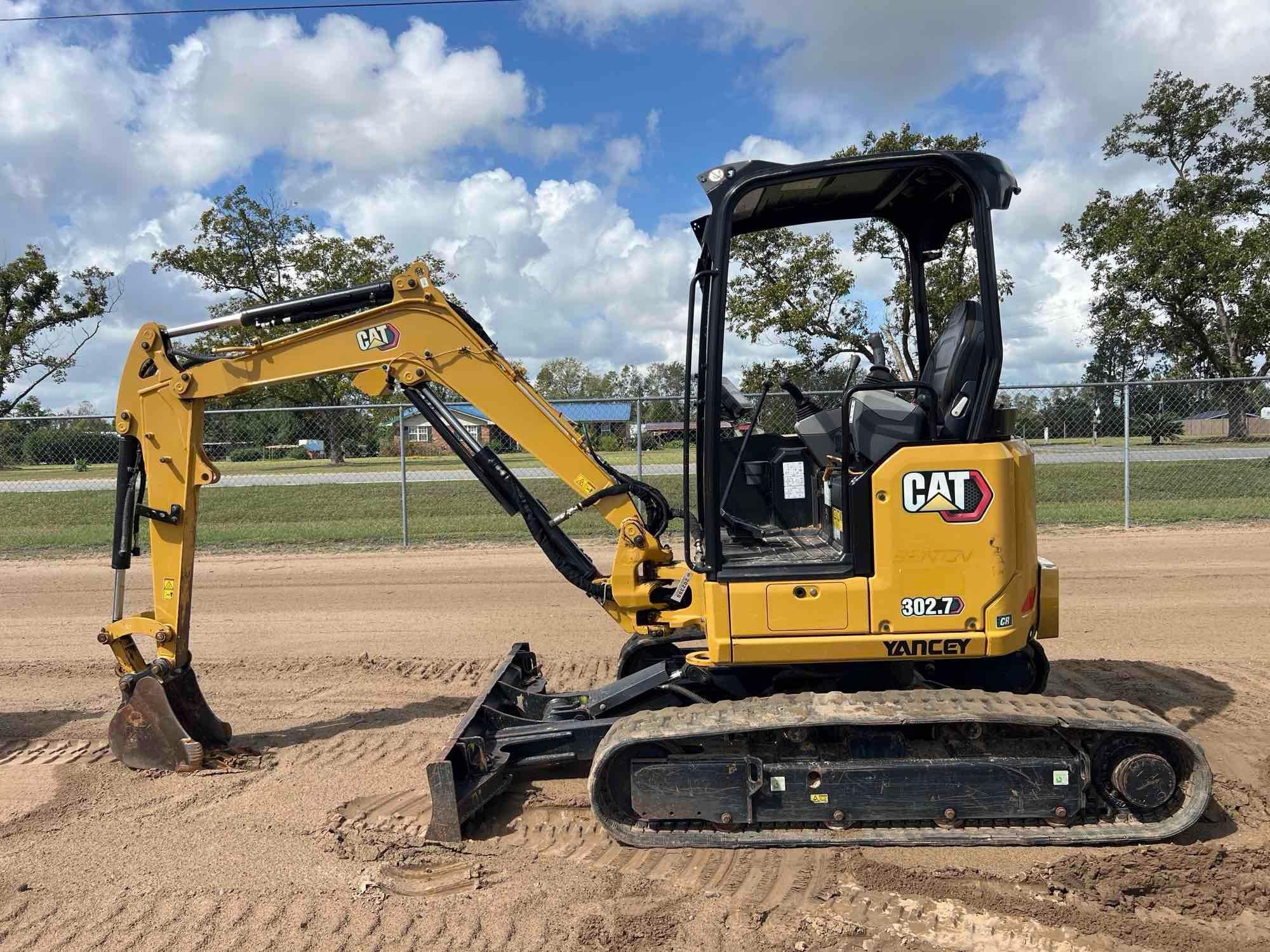 2021 CATERPILLAR 302.7 CR EXCAVATOR (A52705)