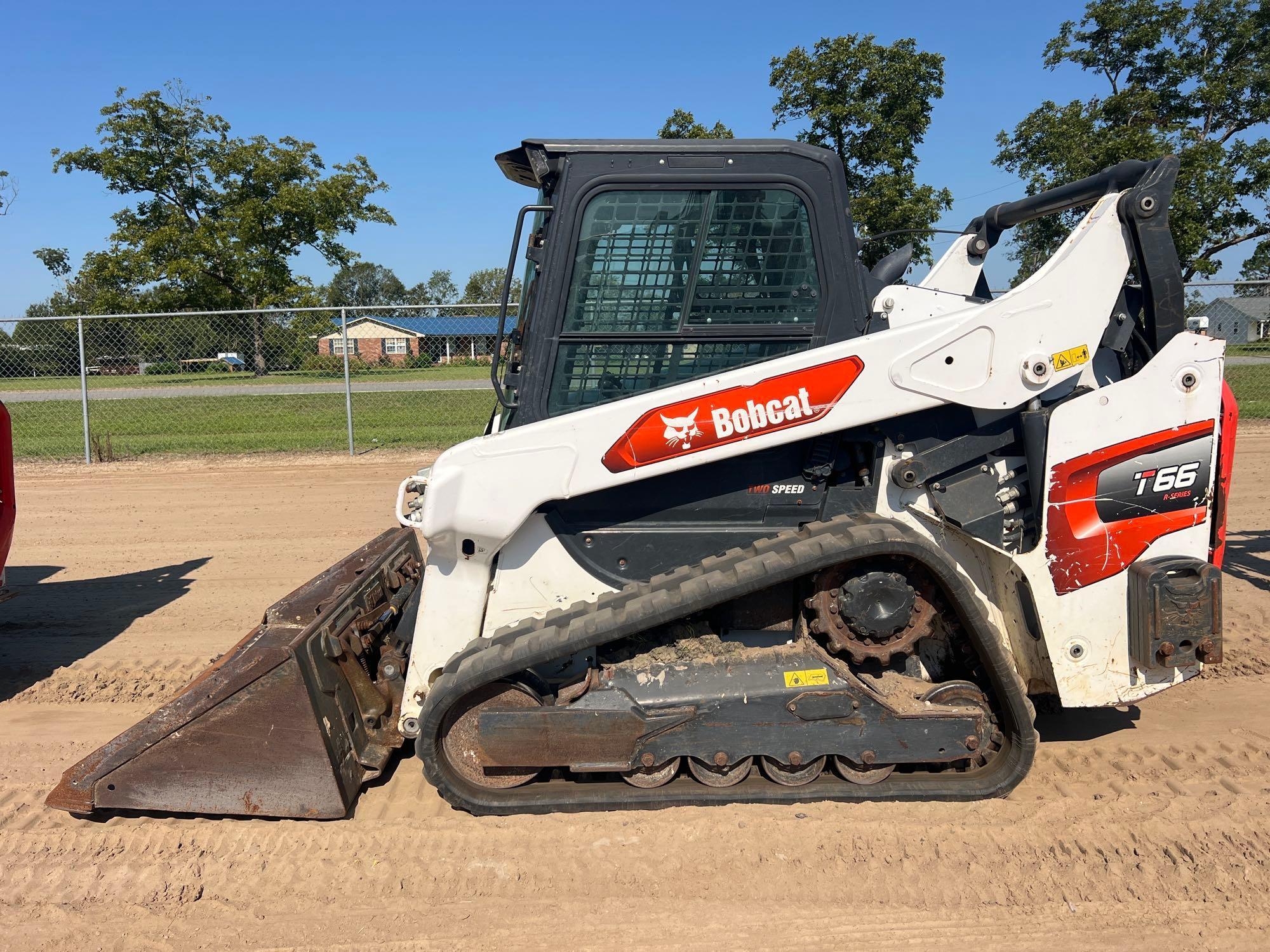 2022 BOBCAT T66 R-SERIES SKID STEER (A51246)