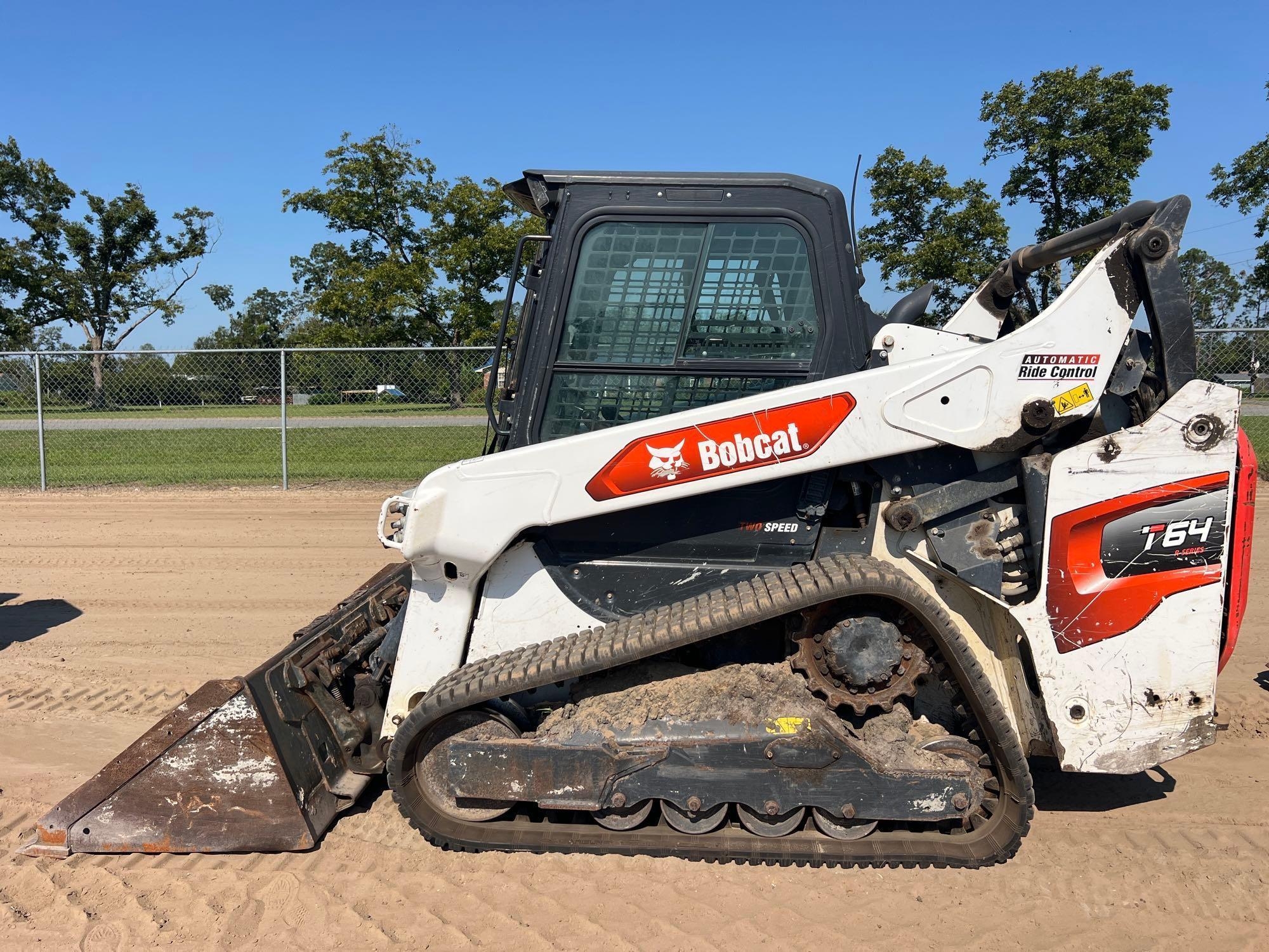 2022 BOBCAT T64 R-SERIES SKID STEER (A51246)