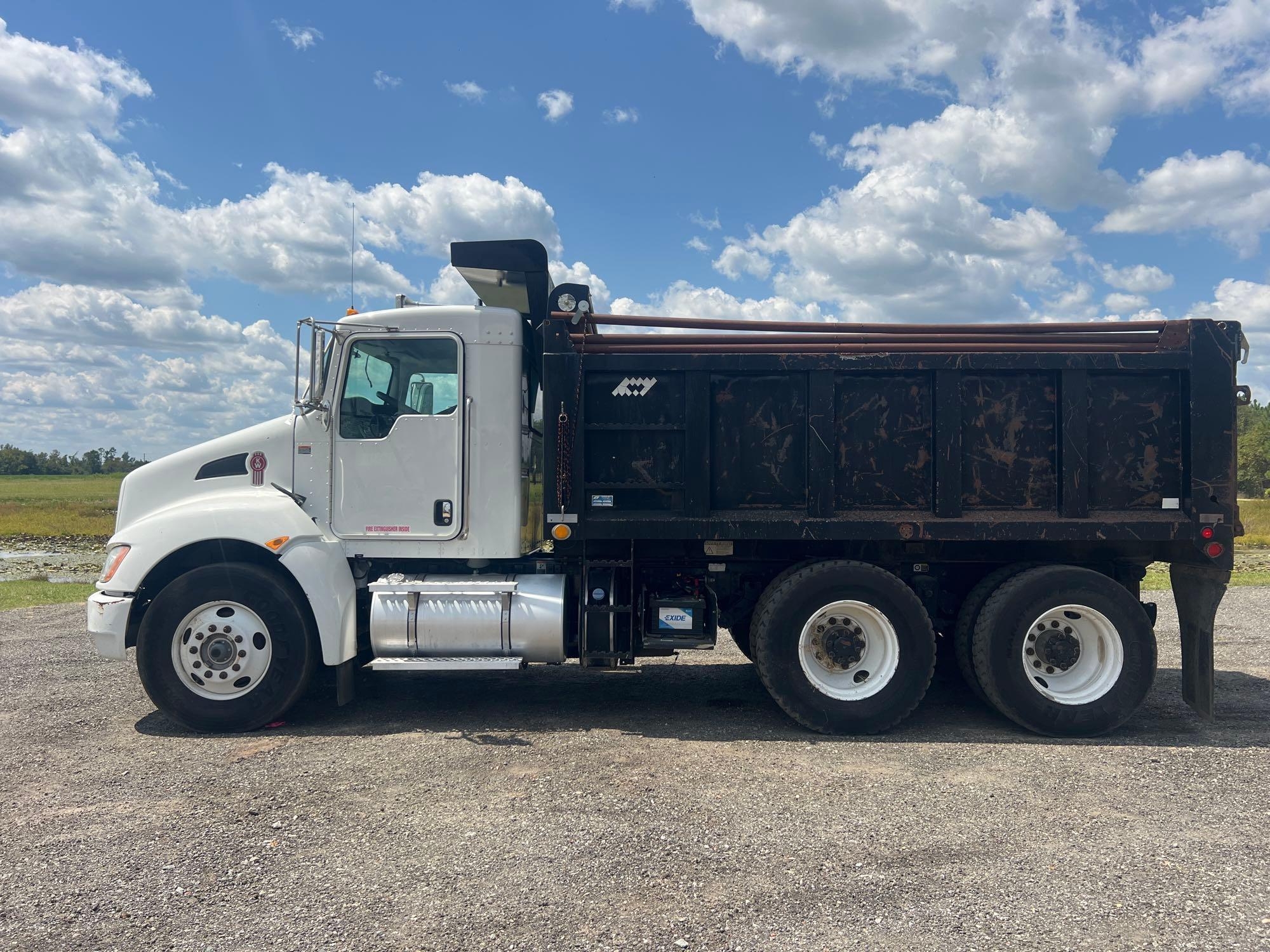 2013 KENWORTH T370 DUMP TRUCK (A51406)