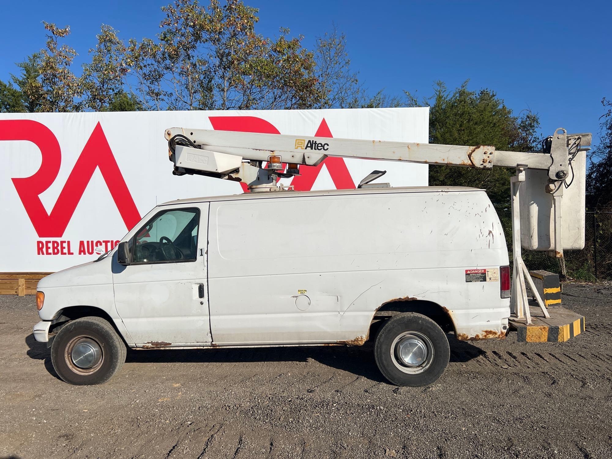 2006 FORD E-350 SUPER DUTY SERVICE VAN (A52706)