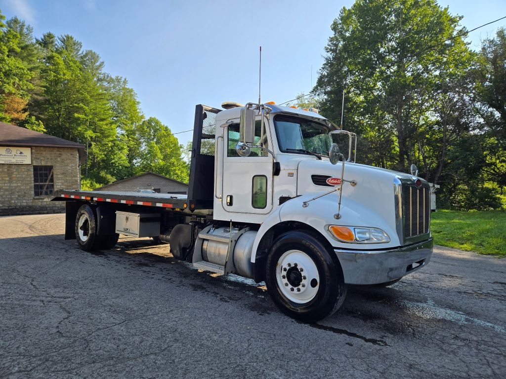2015 Peterbilt 337 Tilt Body w/ Dovetail (A52384)