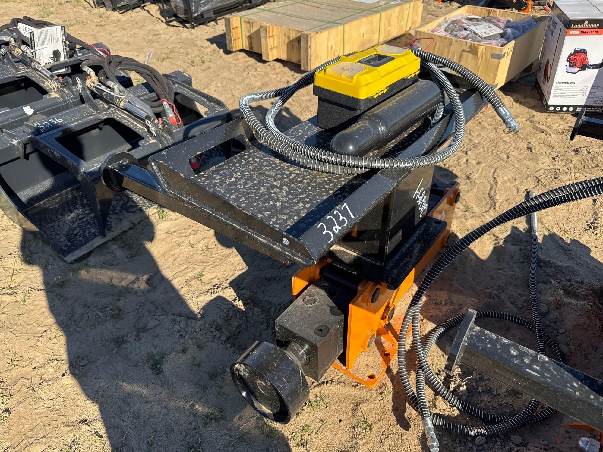 UNUSED WOLVERINE PD-12-08D HYD POST DRIVER (A57193)