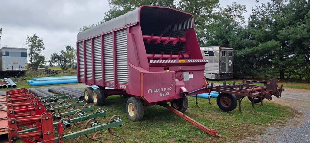 Miller Pro 5200 Silage Wagon (A50775)