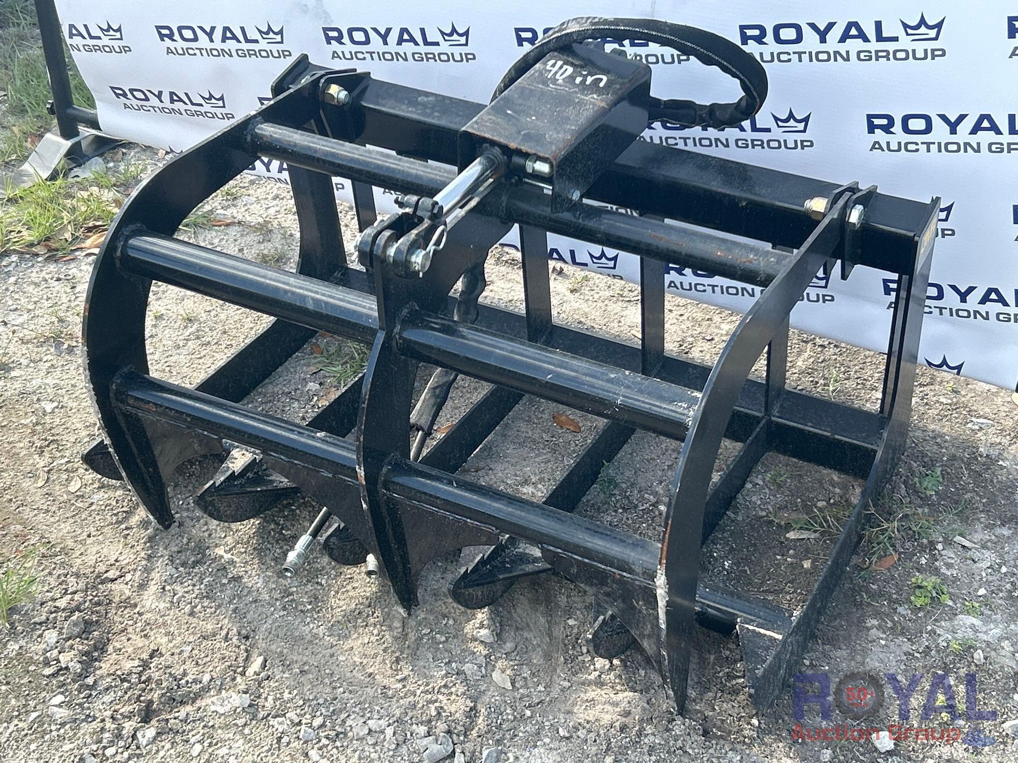 2025 JMR 40in Brush Grapple Skid Steer Attachment (A55851)