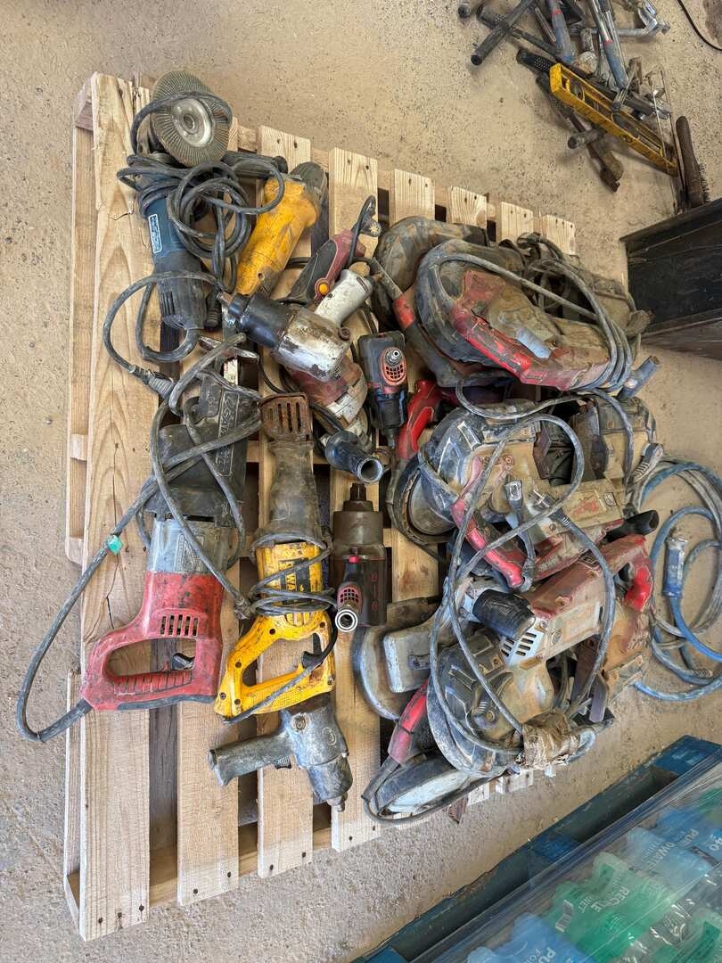 PALLET MISC POWER TOOLS (A53843)